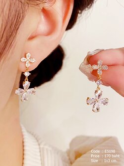 ต่างหูแฟชั่นเกาหลี ดอกไม้คริสตัล ฝังเพชร cz ตัวเรือนสีทอง