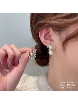 ต่างหูเกล็ดหิมะ/สโนว์แมน ฝังมุกและเพชรcz ตัวเรือนสีทอง