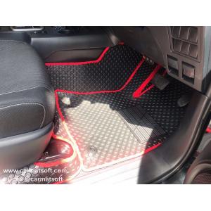 พรมปูพื้นรถยนต์ REVO 4ประตู ลายกระดุมสีดำขอบแดง