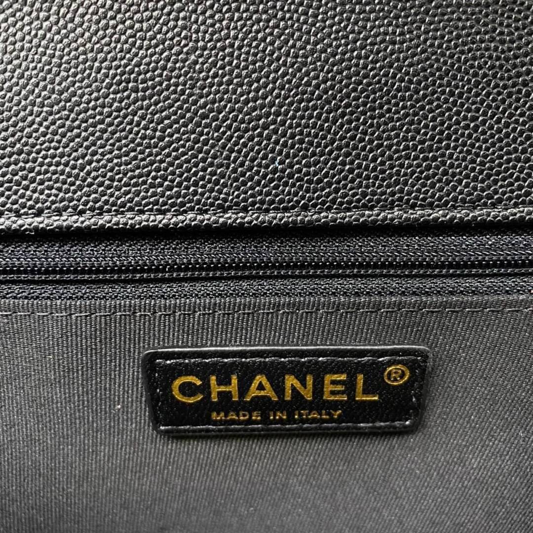 Chanel Handle Flap bag / Chanel caviar Quilted Medium Sweet Classic handle Flap bag เกรดออริจินอล กระเป๋าสะพายทรงเหลี่ยมมาใหม่ พร้อมหูหิ้วด้านบน งานหนังสวยมาก