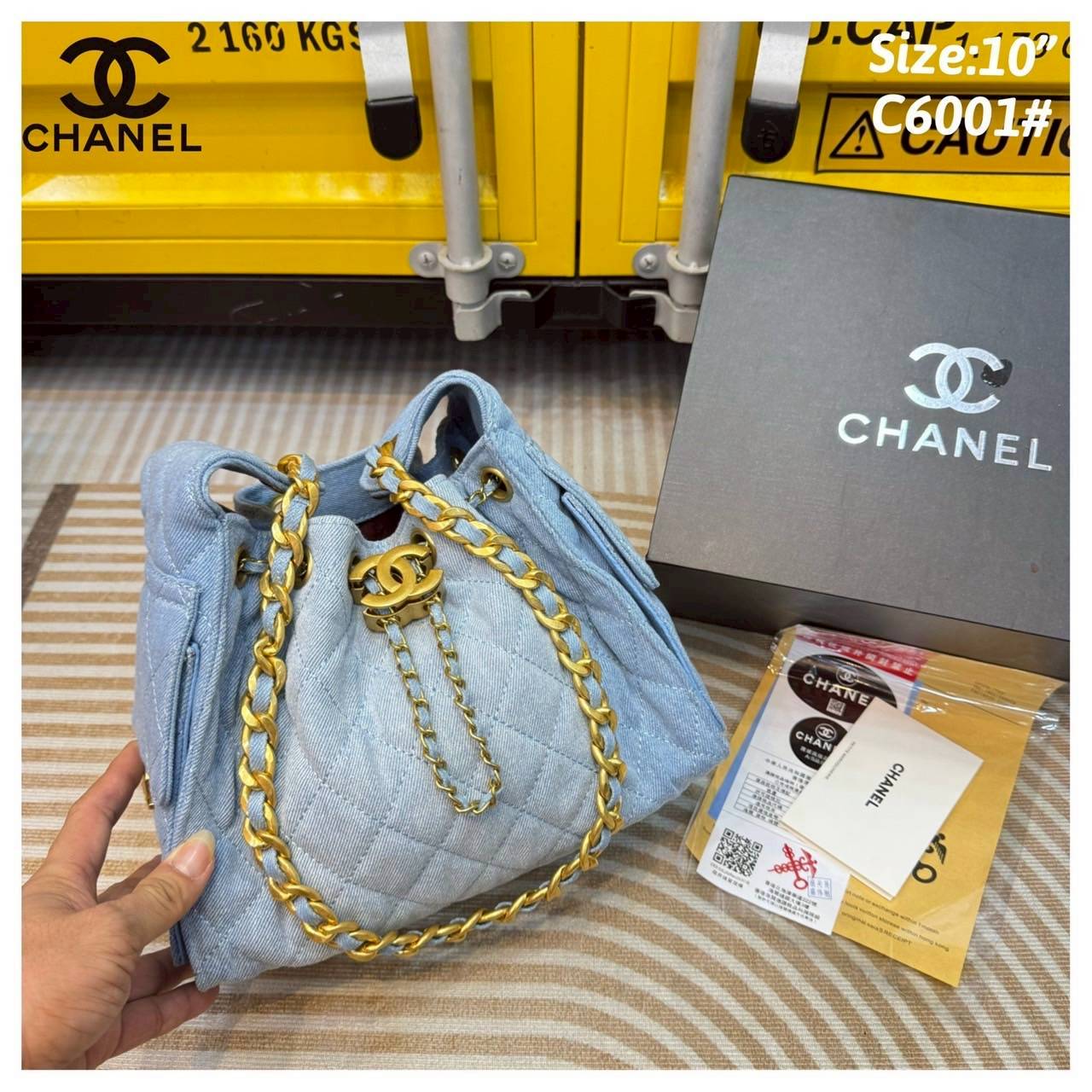 CHANEL 25 Small Handbag กระเป๋าสะพายทรงโฮโบ คอลใหม่ล่าสุด ต้อนรับฤดูกาล SPRING-SUMMER 2025 รูปทรงใช้งานได้จริง จุของได้ ถือเก๋ๆ เอวี่เดย์ลุค
