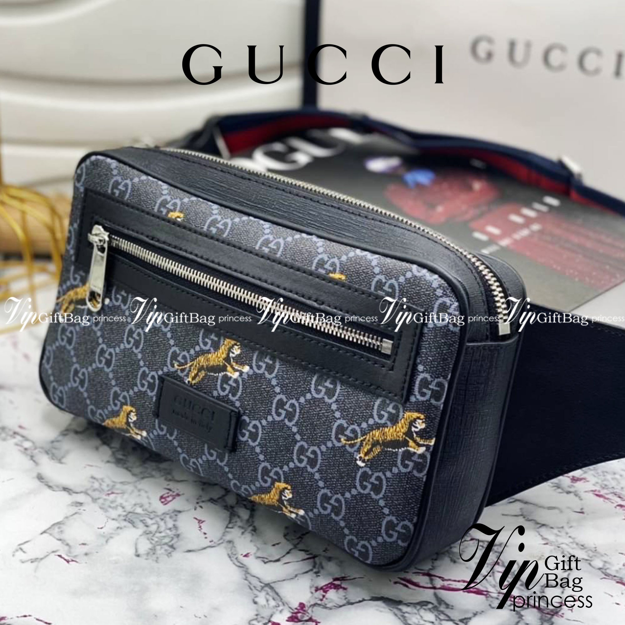 หนังแท้ GUCCI TIGER Belt Bag / GG Belt Bag / GG Supreme Belt Bag คอลเลคชั่นฉลองปีเสือ โดดเด่นด้วยลายพรินท์ ไม่เหมือนใคร ไอเท็มที่หนุ่มๆเรียกร้อง กระเป๋าคาดอก/คาดเอว สายสะพายปรับได้ สายสปอร์ต สายแคมป์ปิ้ง หรือจะสายไหน ใบนี้ตอบโจทย์ทุกลุค ง่ายๆเท่ๆ สุดคุ้ม!