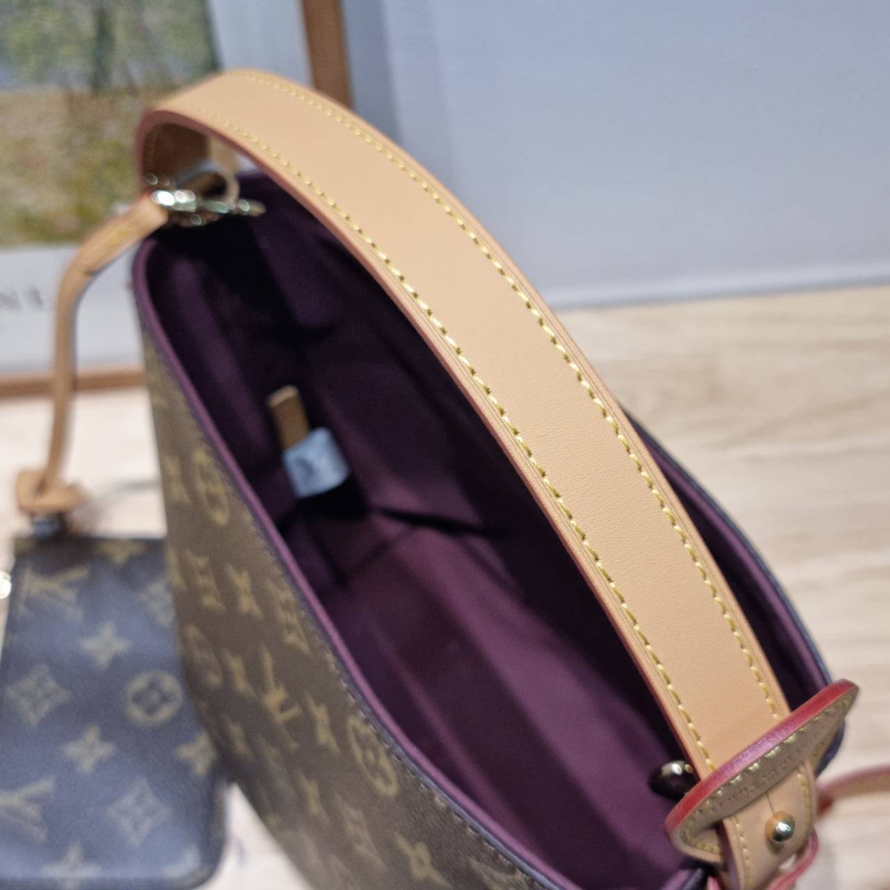 LV All In BB Bag กระเป๋าทรงบัคเก็ตที่มาแรงมากๆตอนนี้ พร้อมสีใหม่ต้อนรับวาเลนไทน์ รูปทรงคลาสสิคสะดวกใช้ ดีไซน์ลูกเล่นสนุกๆ