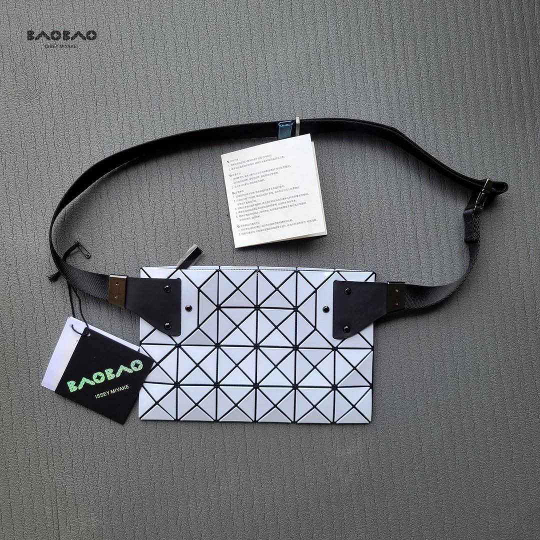 VIP GIFT 】BAOBAO issey miyake belt bag