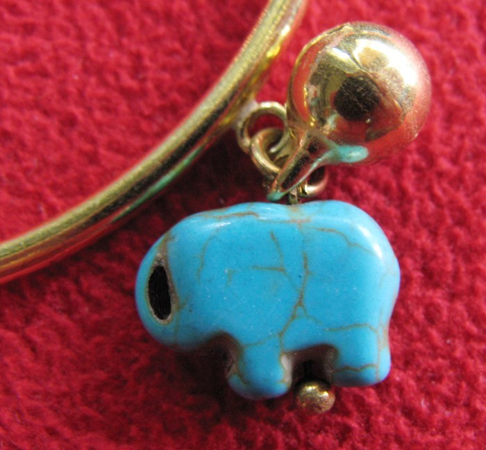 สินค้าหมดค่ะ กำไลข้อมือทองเหลืองจี้รูปช้างหินเทอร์ควอยส์(โชคดี)ค่ะ