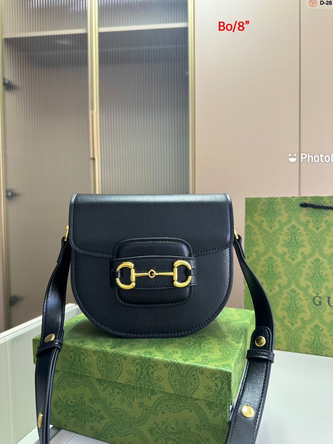 GUCCI HORSEBIT 1955 MINI ROUNDED BAG / GUCCI BAG พร้อมส่งที่ไทย กระเป๋าสะพายสุดคลาสสิค เรียบหรู ดีไซน์ใหม่ลาสุด 2023 **รอบนี้จัดราคาพิเศษสุดคุ้ม งานสวยเกินราคาค่ะ