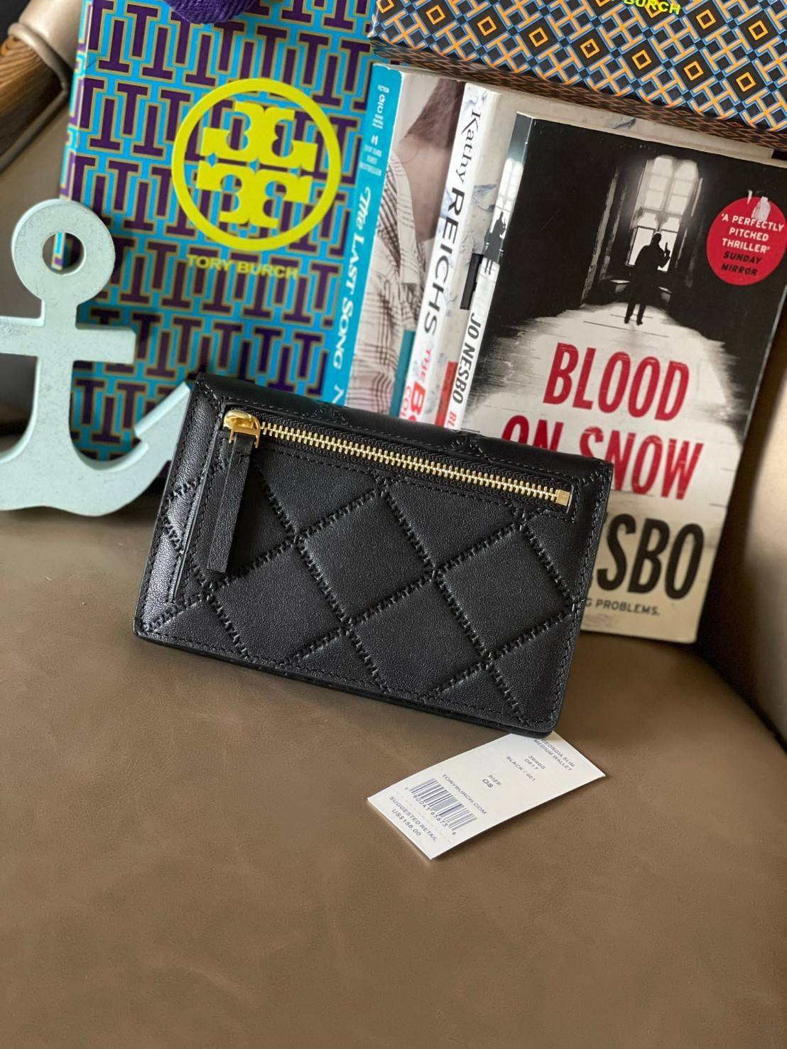 Tory burch georgia slim medium wallet กระเป๋าสตางค์ขนาดกลาง ที่มีดีไซน์ขั้นตอนการใช้งานเรียบง่ายแต่ฟังก์ชั่นครบ ตอบโจทย์สาวๆที่ไม่ชอบกระเป๋าสตางค์ใบใหญ่จนเกินไป