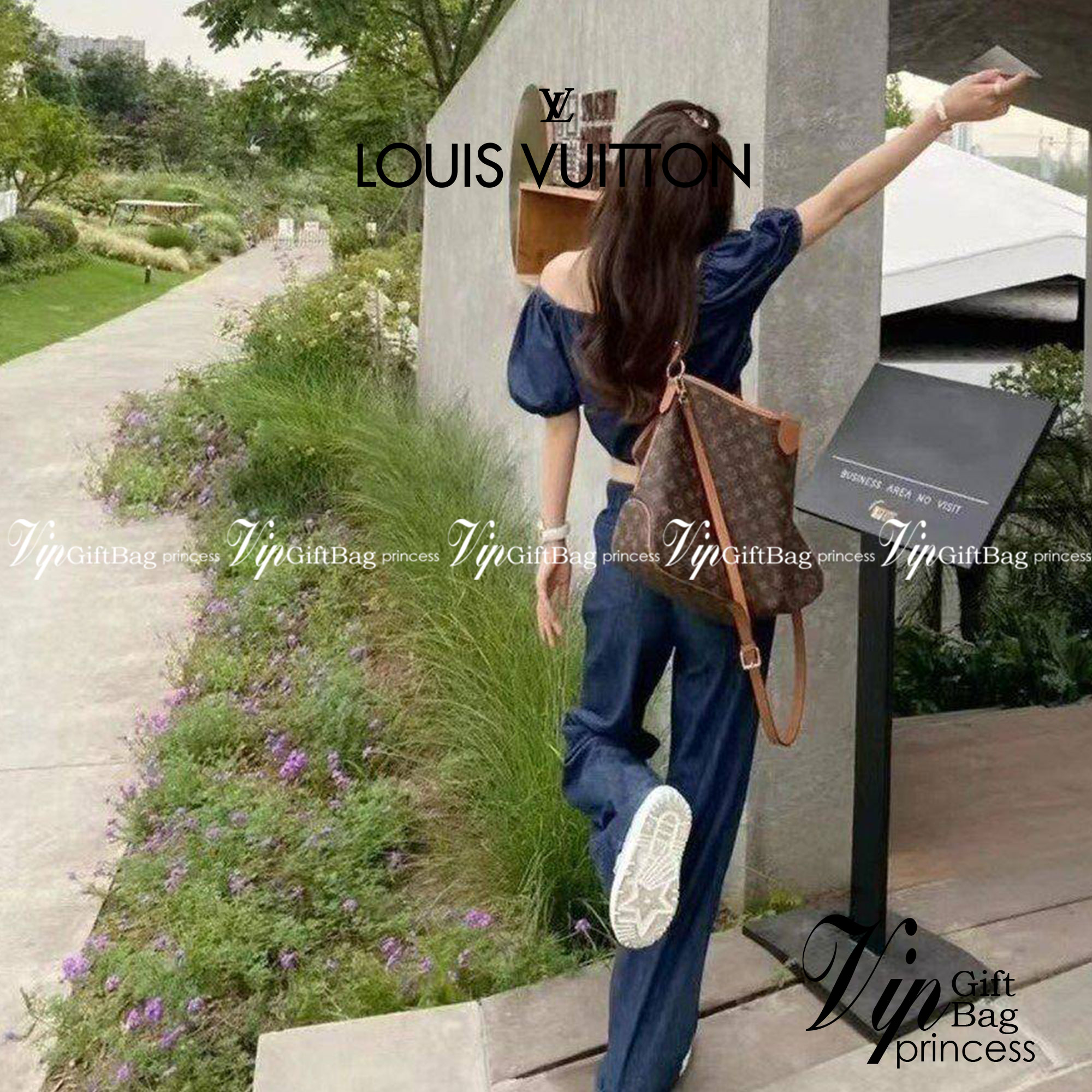 LV Monogram Delight Canvas มี 2 ขนาด กระเป๋าสะพายข้างทรงสูงใบใหญ่หนังแกะสังเคราะห์ หูหิ้วปั้มโลโก้ ด้านในมี1ช่องซิป 1ช่องใส่ของจุกจิ๊ก อะไหล่ทองหรูหรา มีสายยาว ถอดสายได้ ปรับระดับได้ จุของได้เยอะ หรูหรา สวยงาม เหมาะกับทุกโอกาศ ต้องมีติดตู้ห้ามพลาดเลยค่า