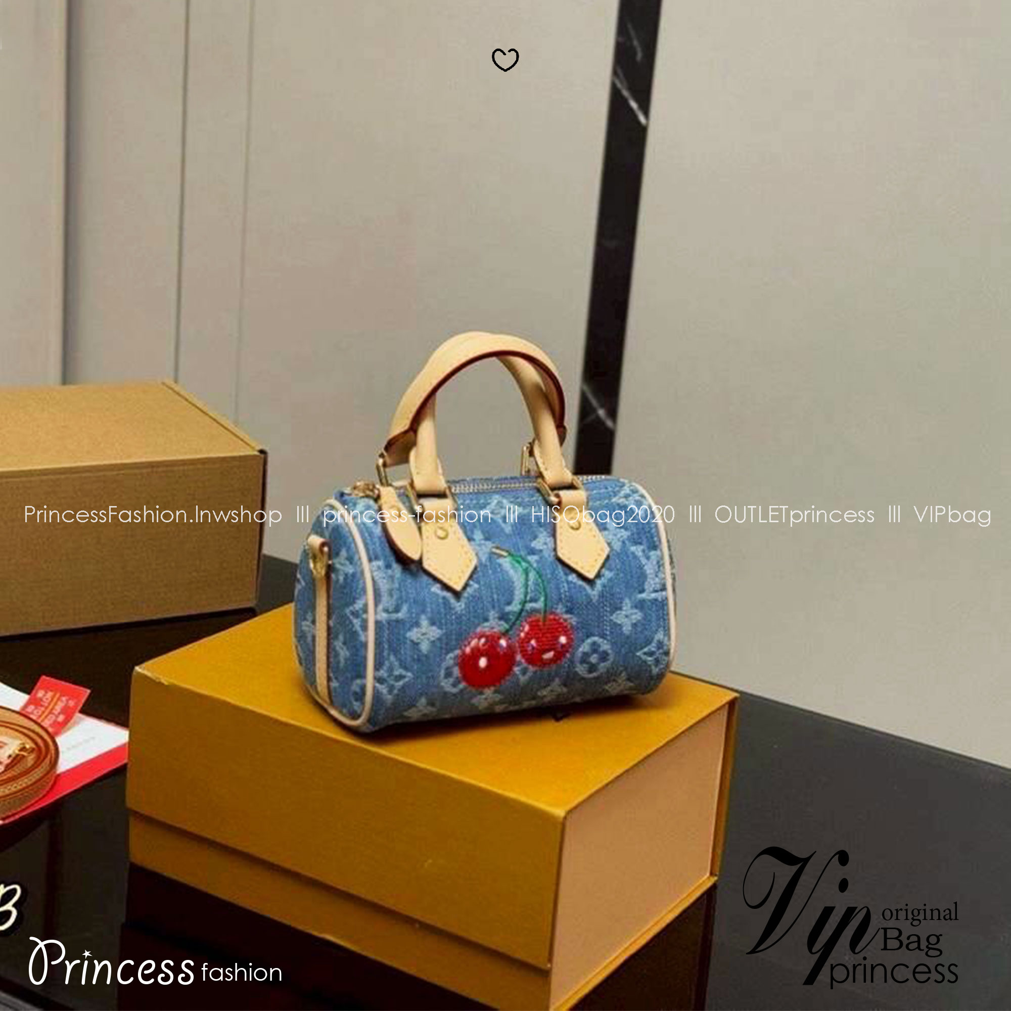 LV x TM Micro Speedy Denim Cerise Bag Charm Monogram cherry denim กระเป๋าถือทรงหมอนใบจิ๋วน่ารักปุ๊กปิ๊ก ให้ลุคคุณหนูลูกคุณน่ารักเวอร์lะกดทุกสายตาโดดเด่นมีชีวิตชีวา ด้วยเดนิมวินเทจปักลายเชอร์รี่สีสันสดใสสะดุดตาสะท้อนสไตล์ไอคอนิก