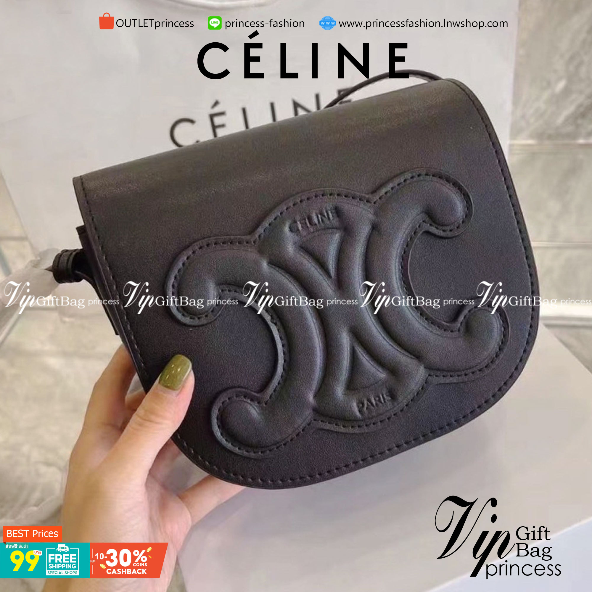 VIP 】CELINE MINI BAG IN TRIOMPHE CANVAS รุ่นโลโก้หน้าใหญ่ พร้อมส่งที่ไทย ราคาสุดคุ้ม หากใครที่กำลังมองหากระเป๋าสะพายข้าง ขนาดกะทัดรัด และเรียบหรู ต้องใบนี้เลยค่ะ เป็นกระเป๋าเปิดปิดแบบแบบฝาผับที่มีรูปทรงโค้งและที่ล็อกรูปทรงคล้ายเข็มขัด อีกทั้งยังสะท้อนความ