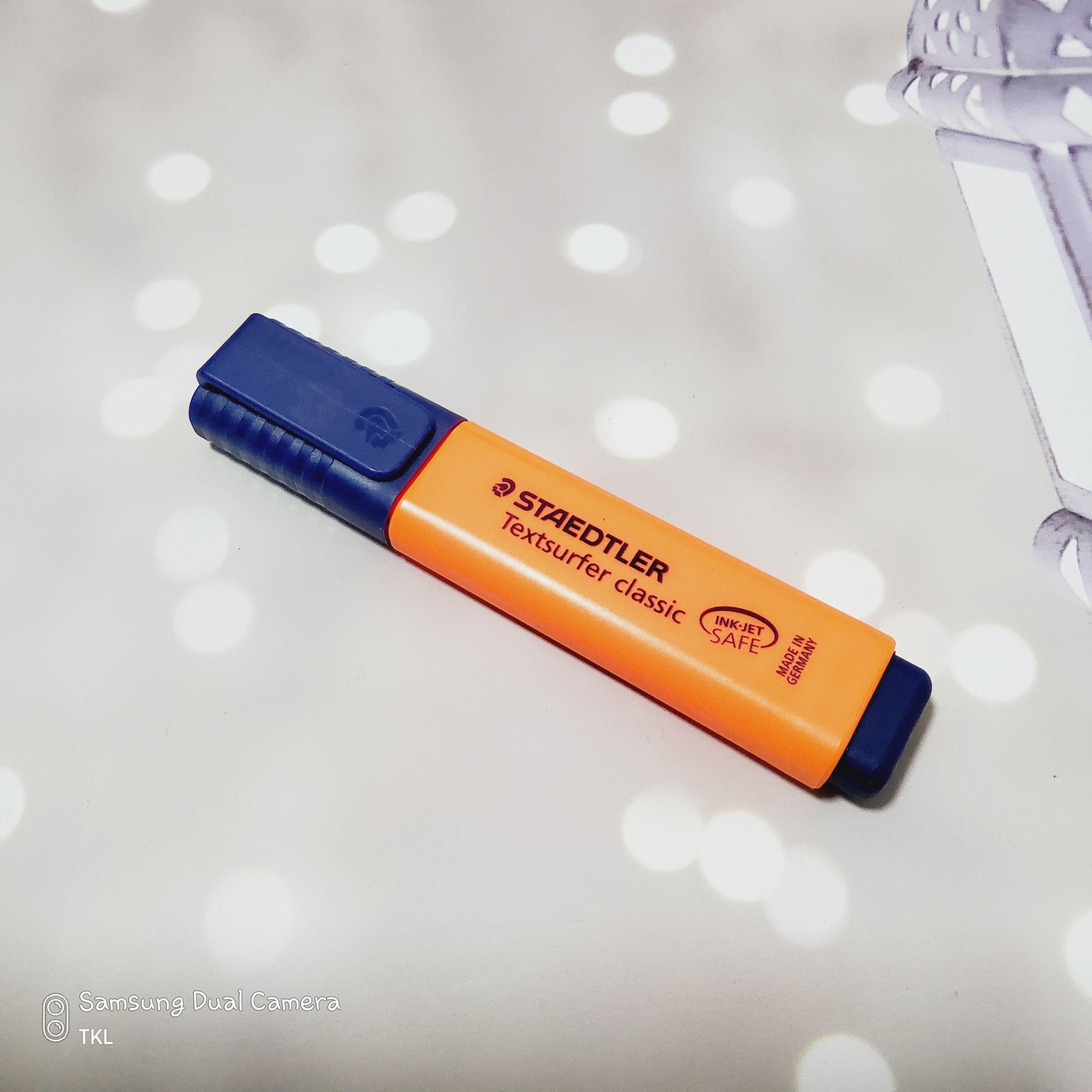 ปากกาเน้นข้อความ สเต็ดเล่อร์ STAEDTLER