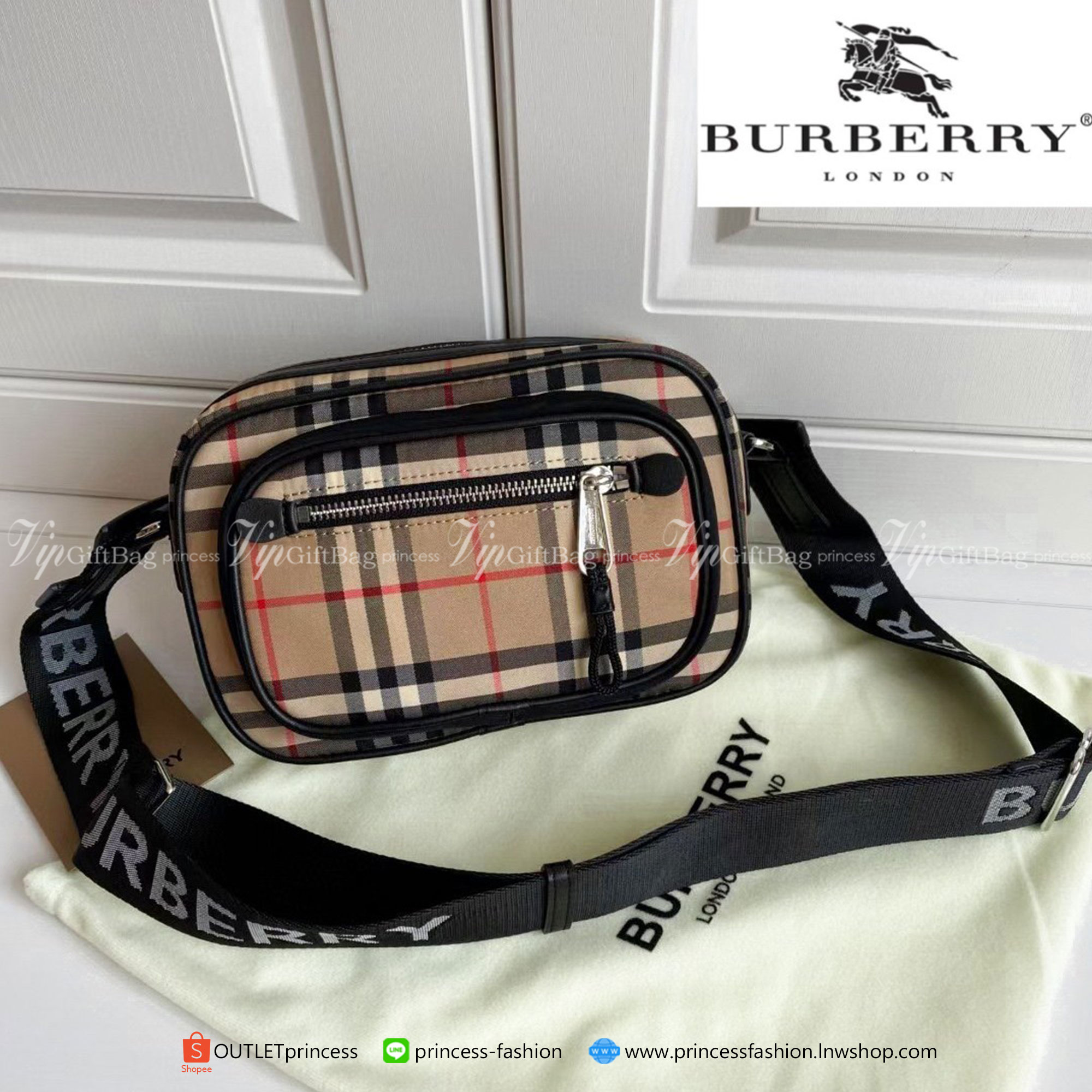 พรีเมี่ยมกิ๊ฟแท้ 100% 】สำหรับคุณผู้ชาย มีมาให้ช็อปแล้วค่ะ!!! 🇬🇧 NEW ARRIVAL! BURBERRY CROSSBODY BAG VIP GIFT WITH PURCHASE (GWP) พรีเมี่ยมกิ๊ฟ Limited Edition