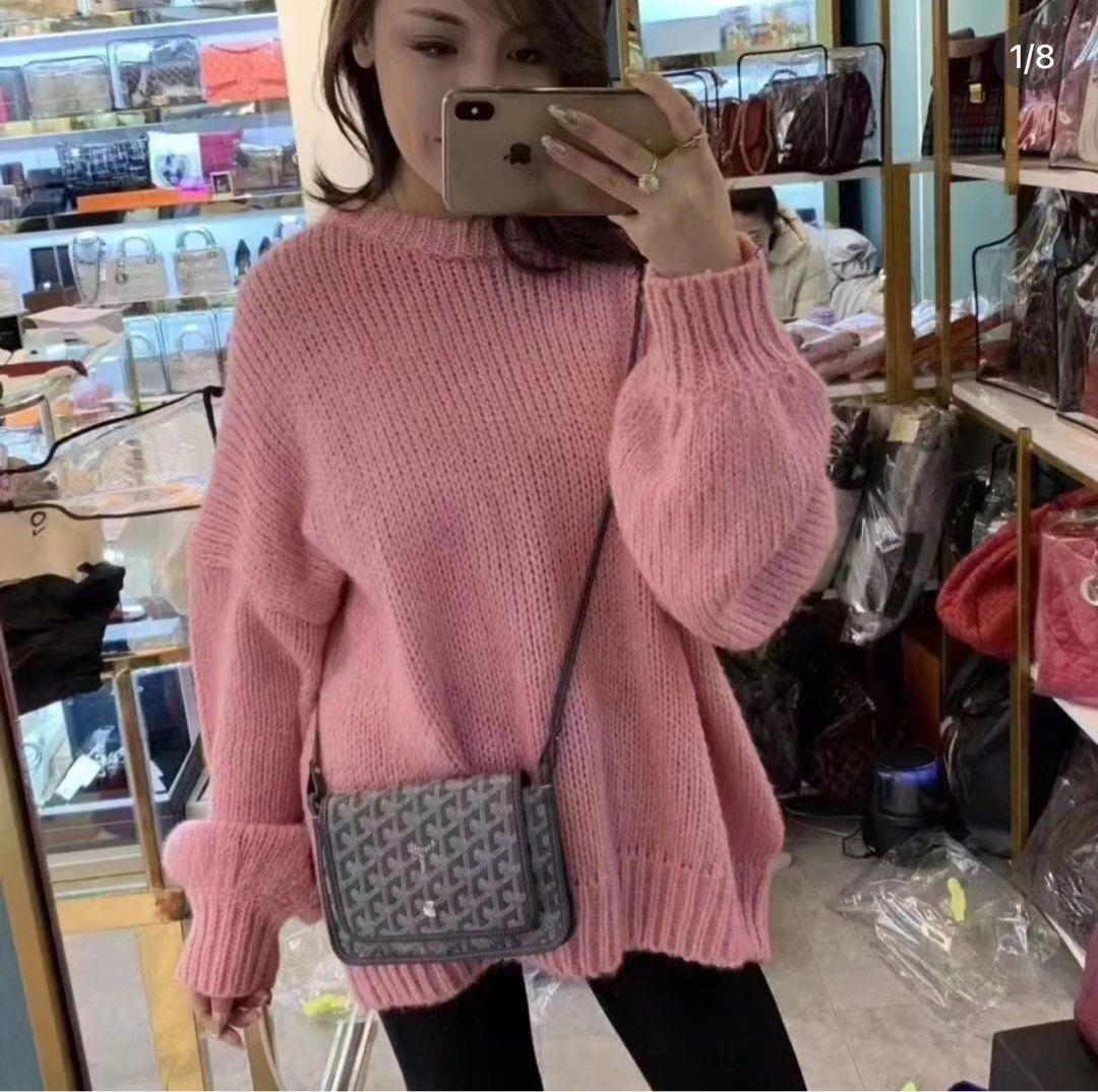 Goyard Plumet Rocket Wallet กระเป๋าสะพายใบเล็กกะทัดรัด ดีไซน์กระเป๋าสตางค์ มีช่องเพียงพอสำหรับใส่ธนบัตร เงินสด เอกสารต่าง ๆ