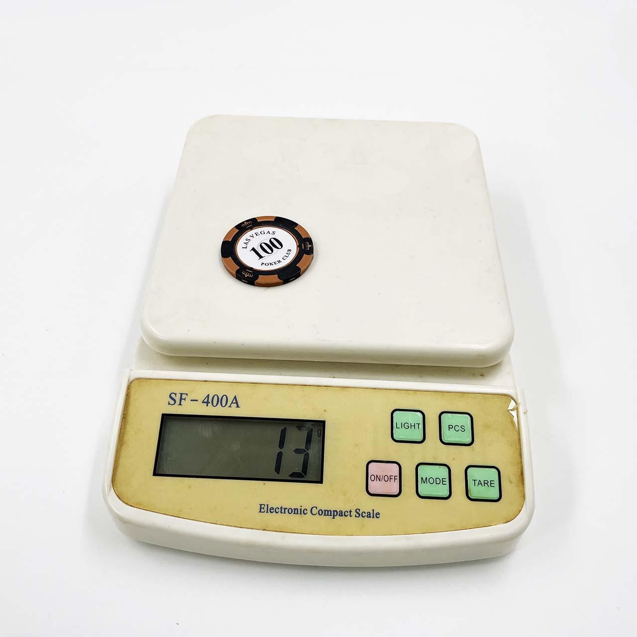 ชุดชิปโป๊กเกอร์เกรดพรีเมี่ยมพร้อมกระเป๋าแบบบางใส่ชิปสีเทาขนาดบรรจุ 500 ชิป ชุด 2