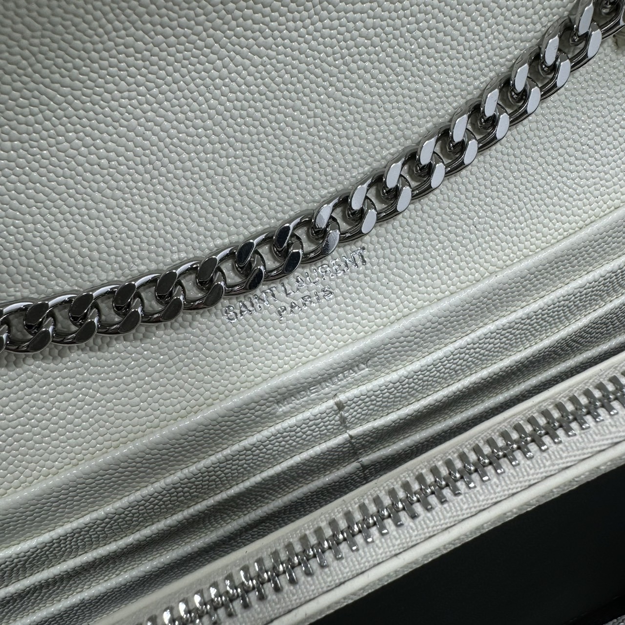 YSL Woc 9 Wallet on chain / YSL Clutch Bag 9" กระเป๋าสะพายรุ่นยอดนิยม เกรดหนังคาเวียร์สวยเต็มใบ เกรดออริ 1:1 ใช้งานต่างประเทศได้