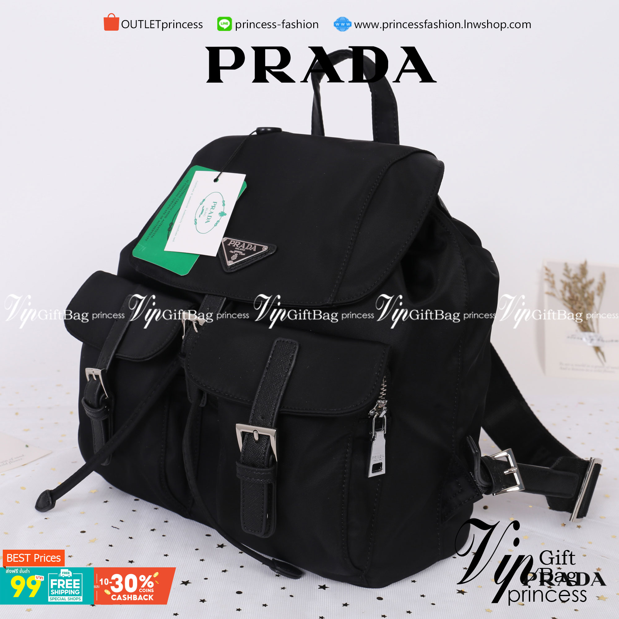 PRADA premium gift Nylon Backpack With Pocket วัสดุผ้าไนล่อนกันน้ำเนื้อหนาอย่างดี ใบนี้ ดีไซต์สวยเก๋ งานดีมากๆ อะไหล่แบรนด์ทุกจุด ใบนี้เก๋ตรงที่ เป็นเป้แบบหูรูด ทรงสวยน่ารัก แถมยังมีเปิดปิดด้วยกระดุมแม่เหล็กและแต่งด้วยเข็มขัดปรับได้ด้วย ด้านหน้ามีกระเป๋าอ