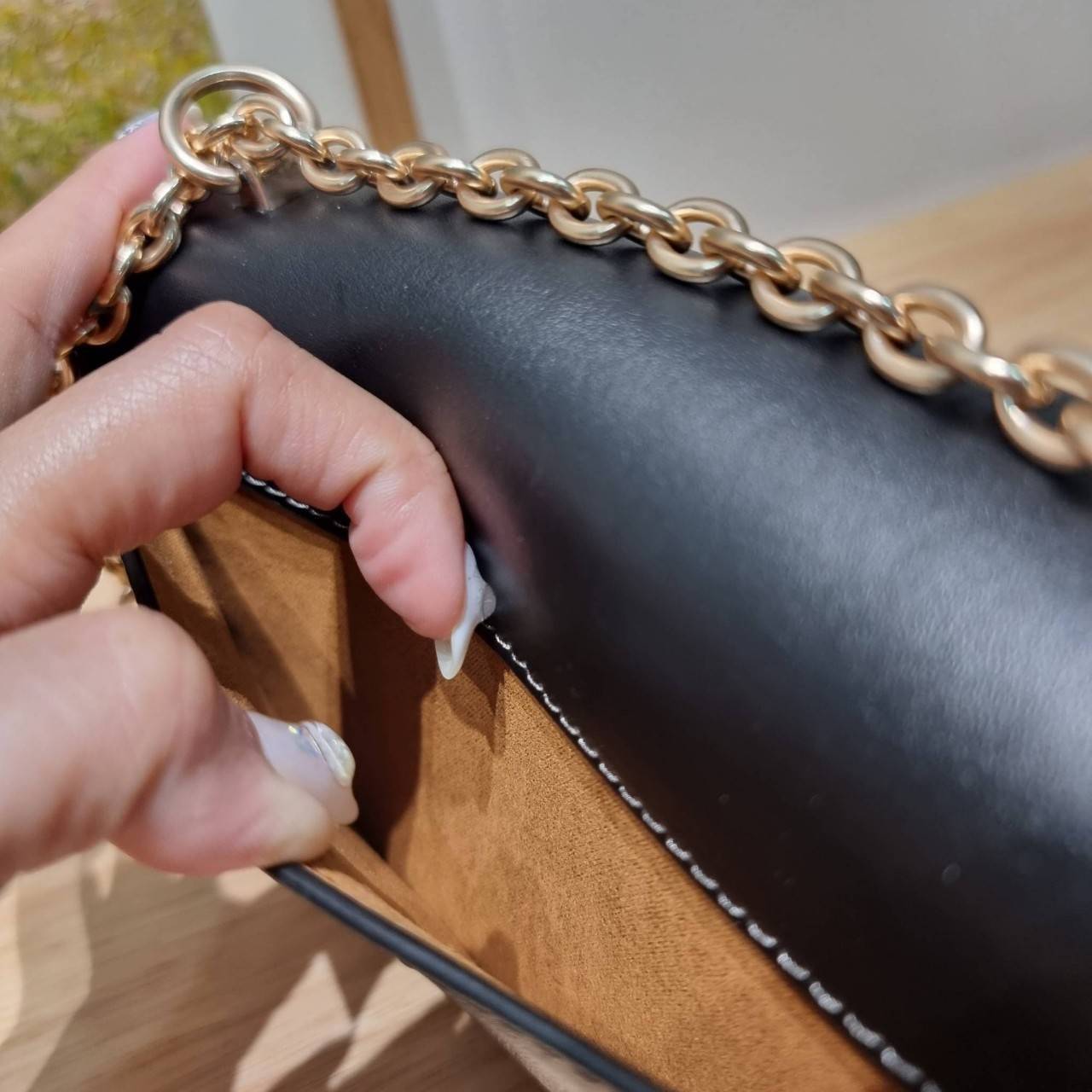 COACH CR528 ELIZA FLAP CROSSBODY IN SIGNATURE CANVAS กระเป๋าสะพายสุดหรู ดีไซน์โลโก้รุ่นใหม่สวยเด่น เกรดท็อปออริ เกรดดีสุด สลับแท้ 1:1