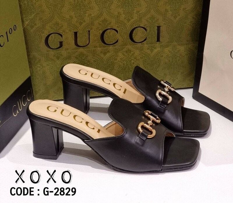 Gucci Mid Heel รองเท้าส้นกลาง 3 นิ้ว งานสวม สวย เก๋ วัสดุหนัง PU ทรงเปิด ด้านบนติดอะไหล่สีทอง ส้นแท่ง ยื่น เดิน ใช้งานง่าย น้ำหนักเบา แมทส์ชุดง่าย