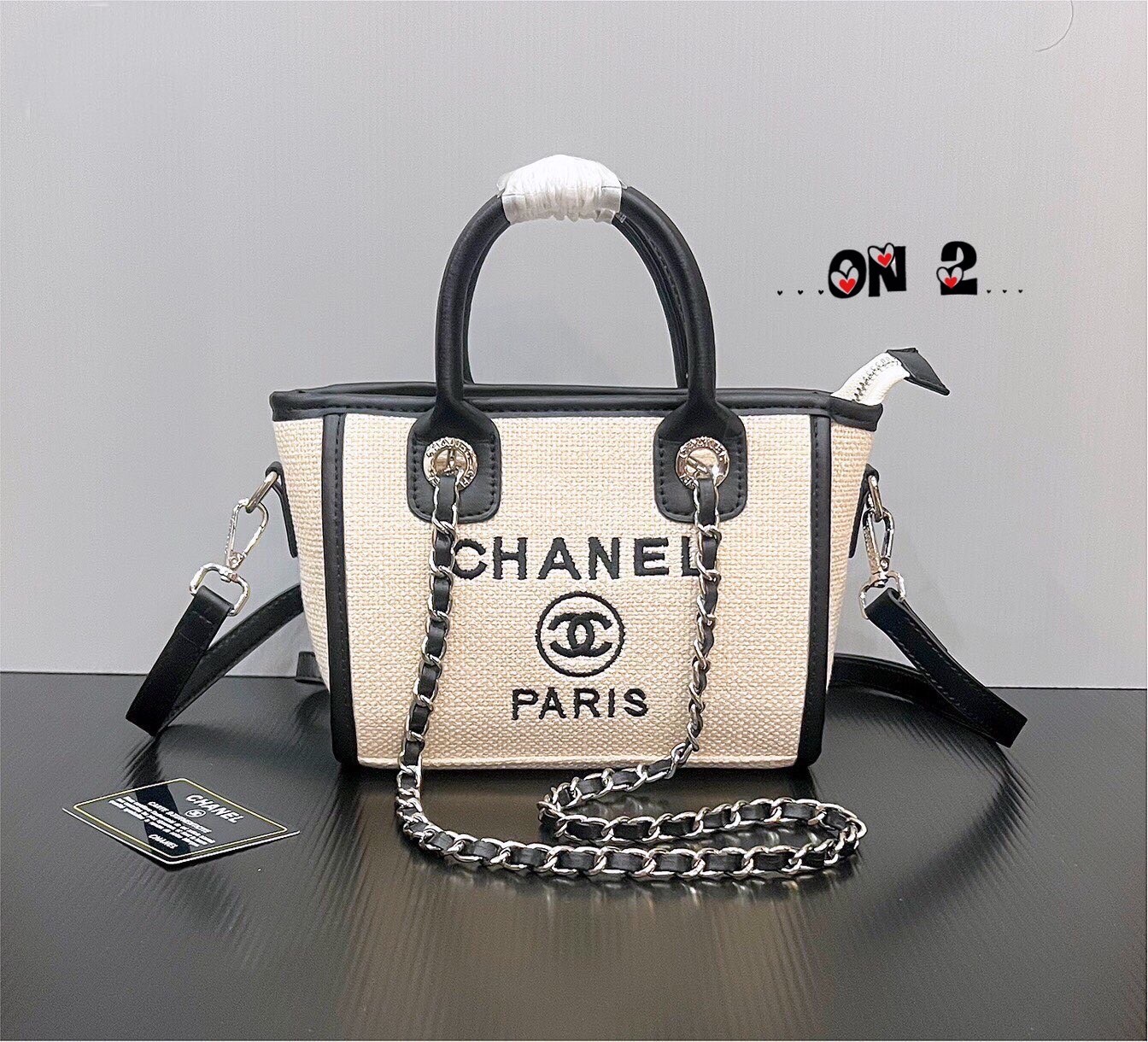 Chanel tote bag / Chanel Shopping Bag 8" กระเป๋าชาเนลทรงโท้ท หนังแคนวาสซับในสีดำปั้มแบรนด์ทุกจุด สายโซ่ดึงปรับความยาวได้ สวยทั้งภายนอกภายในคุ้มค่าราคาจับต้องได้