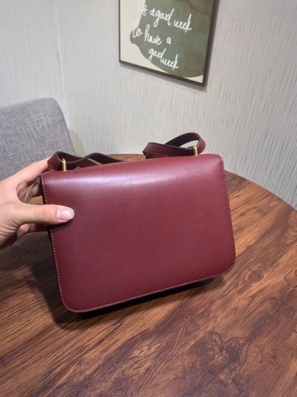 Tory Burch 75003 Eleanor Medium Convertible Shoulder Bag พร้อมส่งที่ไทย อีกรุ่นที่น่าครอบครองมากๆค่ะ กระเป๋าสะพายข้างและทบสายเป็นคล้องไหล่ได้ หนังแท้ชั้นดี ใช้ได้กับทุกๆโอกาส ห้ามพลาด ก่อนหมดนะคะ!!