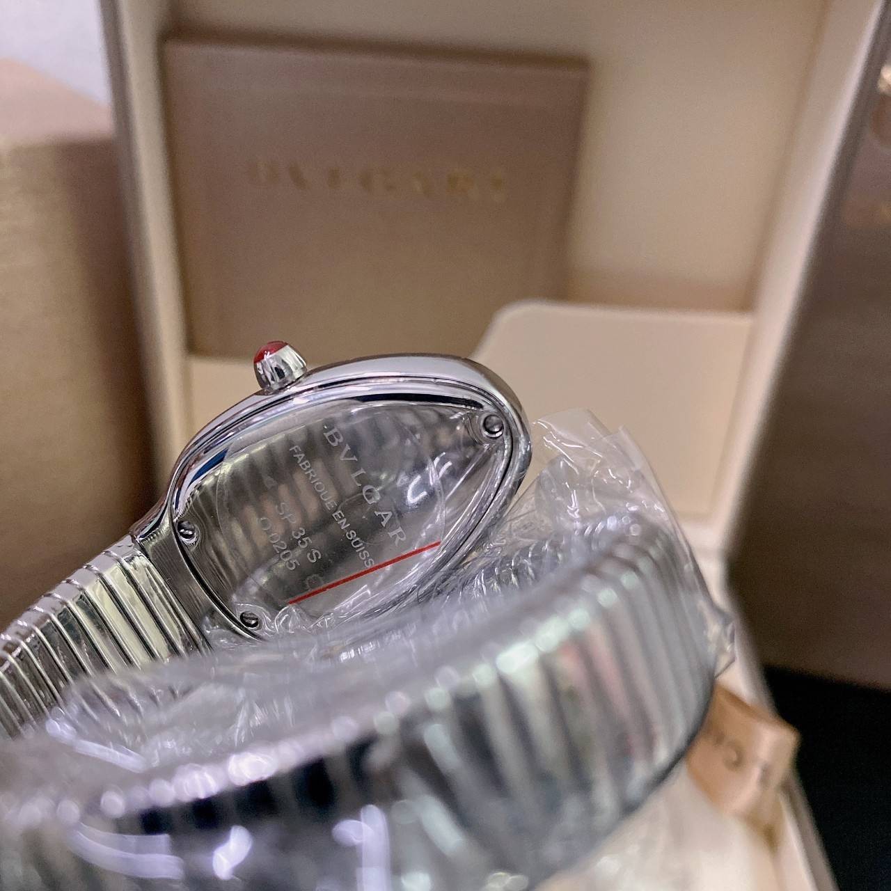 BVLGARI SERPENTI WATCH 24mm 26mm นาฬิกาบุลการี รุ่นหน้าปัดล้อมเพชร นาฬิกาผู้หญิง ภาพสินค้าถ่ายจากงานขายจริง