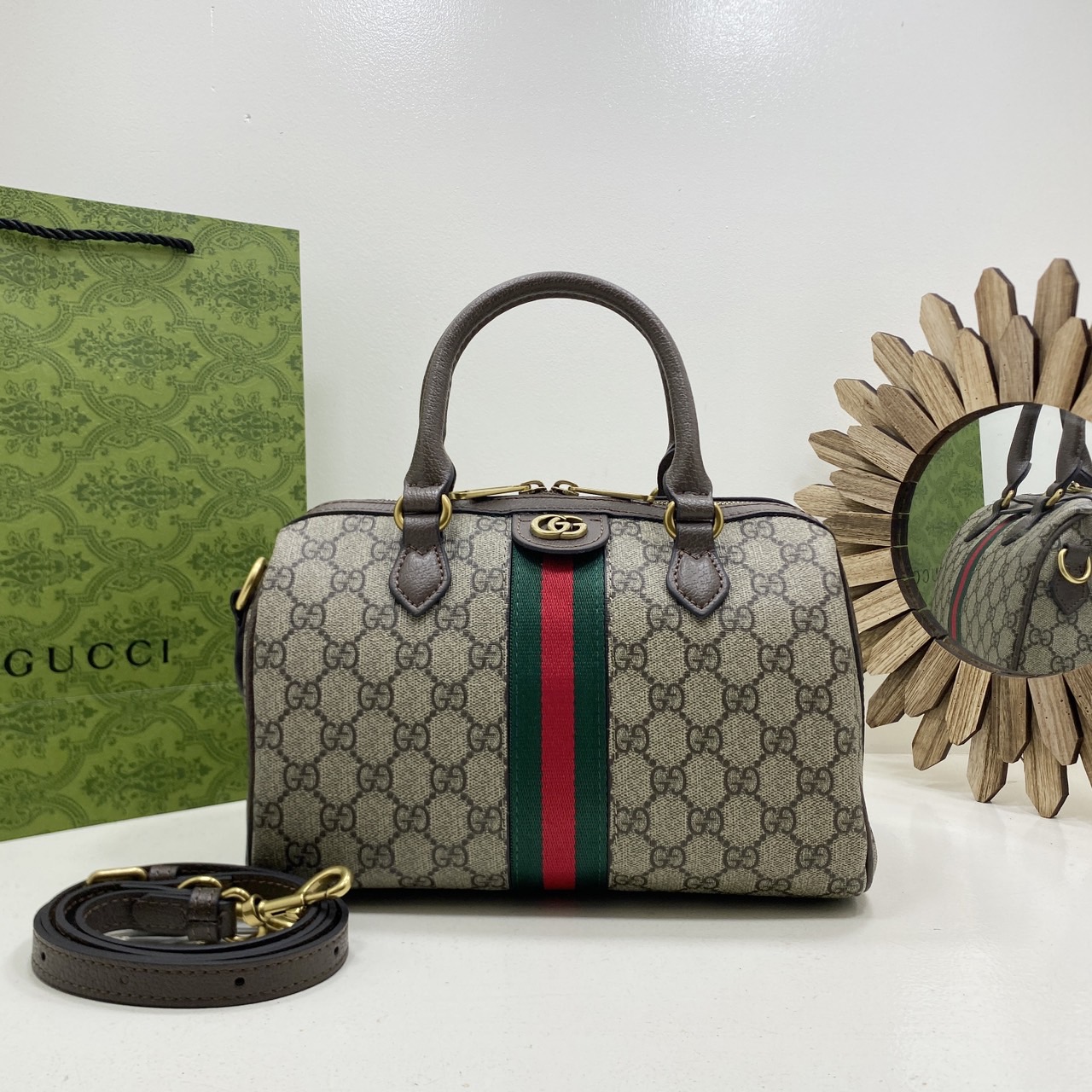 GUCCI GG Ophidia small top handle bag กระเป๋าถือทรงหมอนสวยคลาสสิค ดีไซน์แถบคาดโดดเด่น สวย หรู หูจับในตัวใช้สะดวก