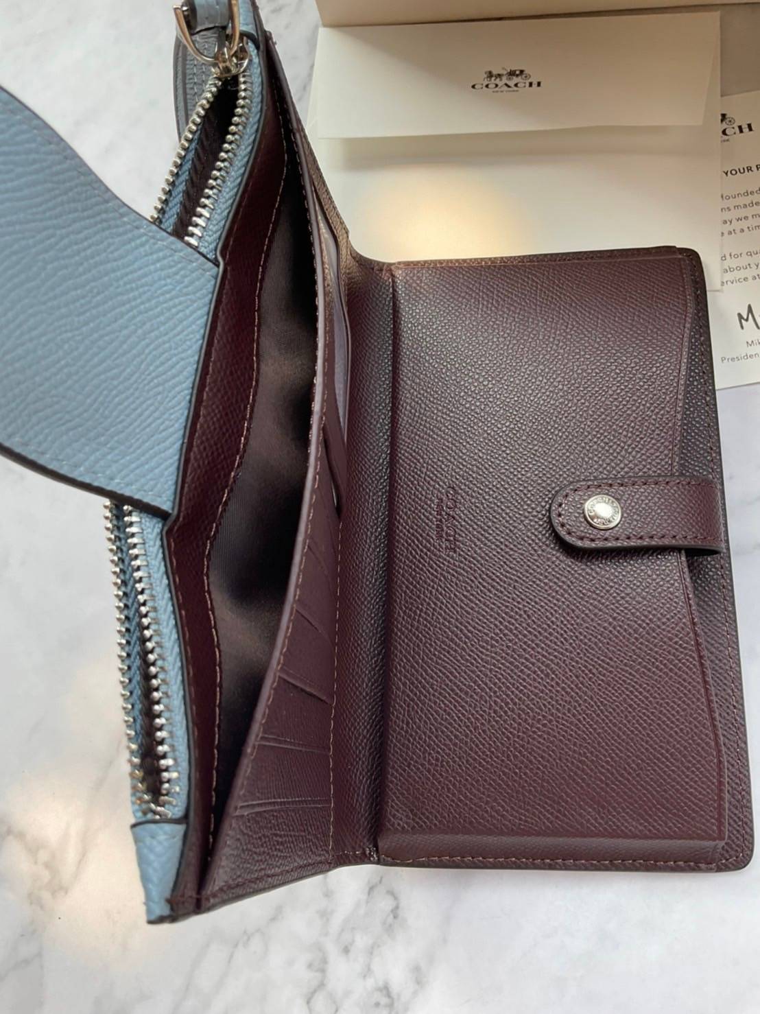 COACH TECH WALLET (COACH C2869) New Coach กระเป๋าสตางค์ใบยาวรุ่นใหม่ ใส่โทรศัพท์ได้ด้วยน๊า!! คอลเลคชั่นสวยหรู