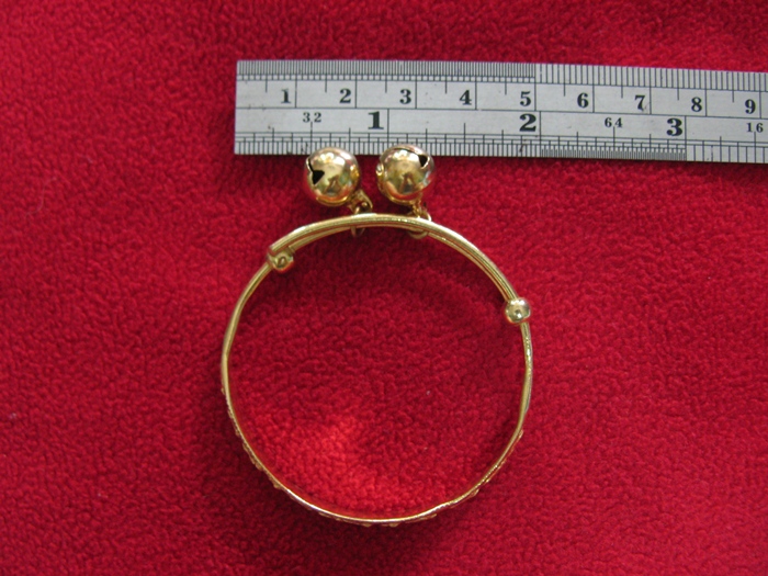 กำไลข้อเท้าเด็กเล็กเนื้อทองเหลืองลาย12ราศี เหมาะสำหรับรับขวัญเด็กเล็กค่ะ