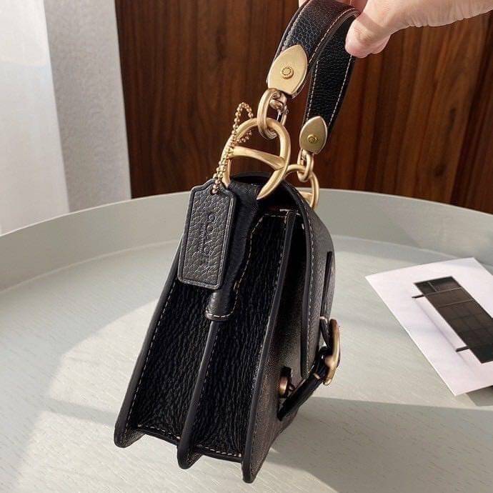 COACH 4503 BEAT SHOULDER BAG 18 with HORSE & CARRIAGE พร้อมส่งที่ไทย