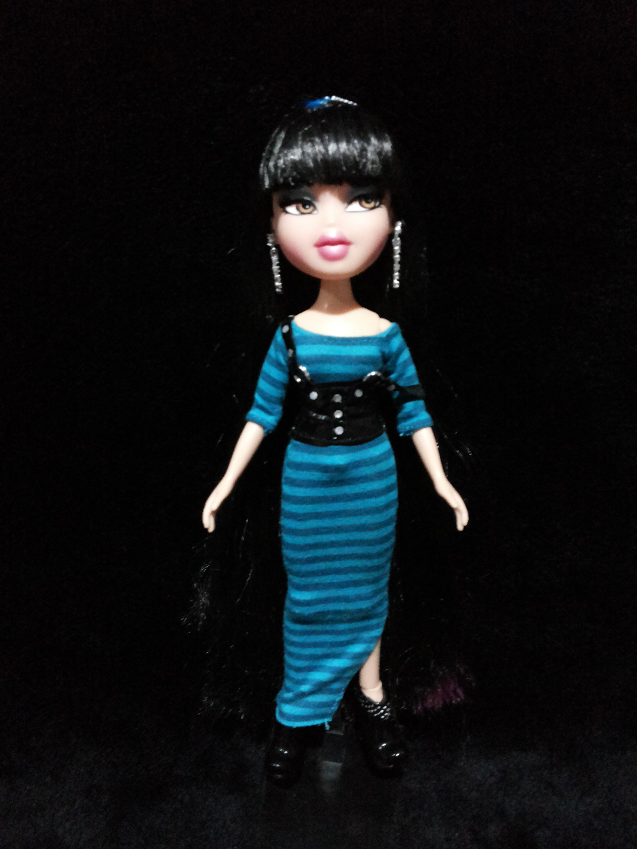 Bratz Featherageous Doll - Jade_ตุ๊กตาแบรทส์แท้มือสองสภาพดีมาก
