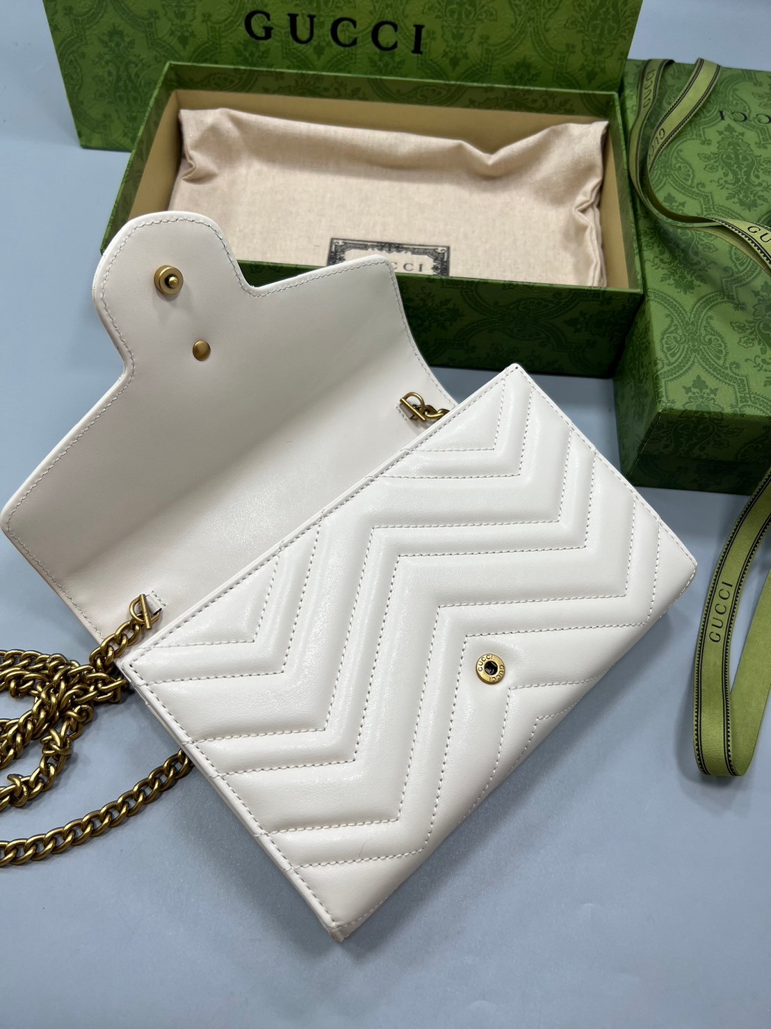 GUCCI GG Marmont Chain Wallet Matelasse Mini Soft Leather / GUCCI WOC เกรดออรินอล งานหนังสวยมากค่ะ ละมุนที่สุด ใส่บัตร ใส่แบงค์ได้ รับรองว่าจะเป็นกระเป๋าที่จะหยิบใช้งานได้บ่อยๆ รับประกันความสวยปังค่าาา