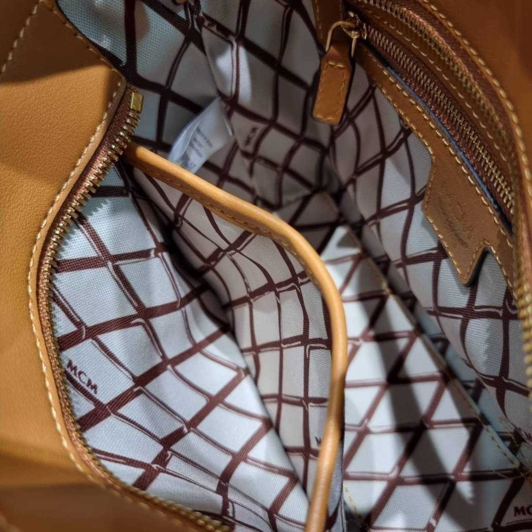 M.C.M MINI TONI SHOPPER IN VISETOS กระเป๋าถือ/สะพายข้าง ทรงโท้ทไซส์มินิ สวยคลาสสิค เกรดท็อปออริ 1:1 สลับแท้ ใช้งานต่างประเทศได้