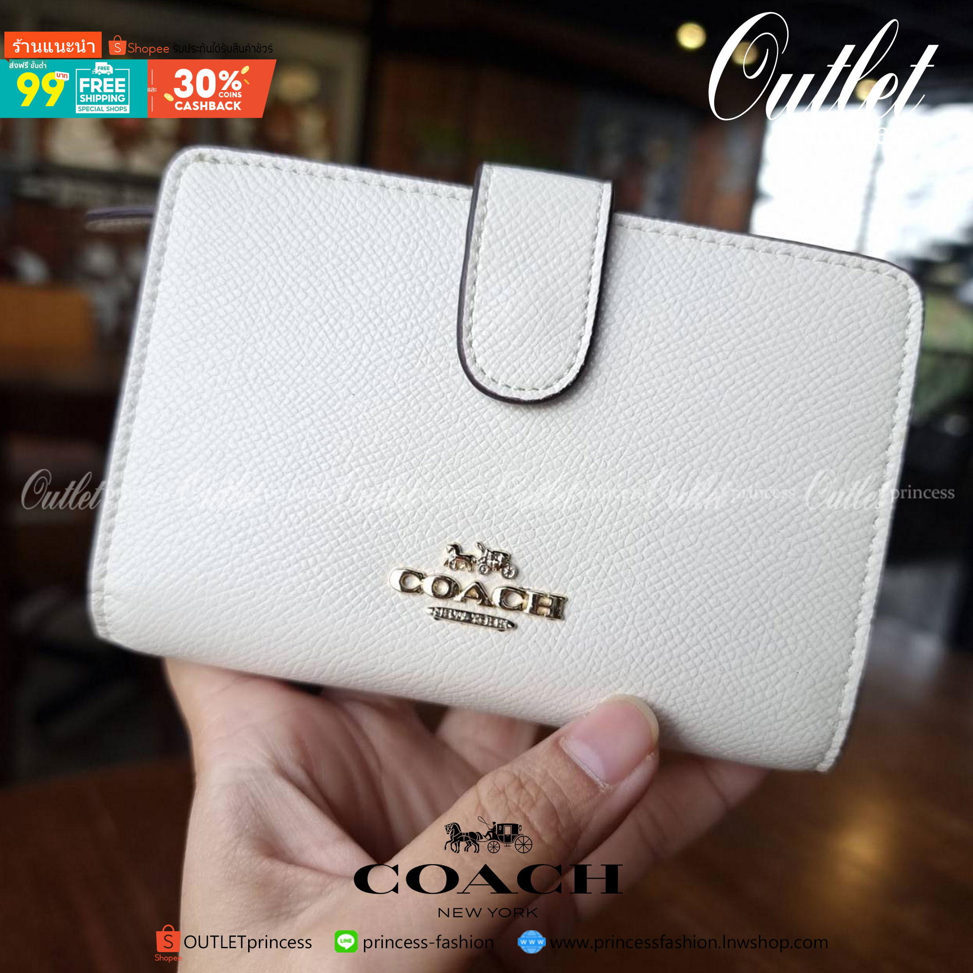 ของแท้ 💯% COACH F11484 MEDIUM CORNER ZIP WALLET มาแล้วจ้า!! รุ่นที่สาวๆตามหา 💃 กระเป๋าสตางค์ใบกลาง สีคลาสสิค เรียบแต่แฝงความหรู ด้วยวัสดุหนัง crossgrain ที่ดูแลรักษาง่าย