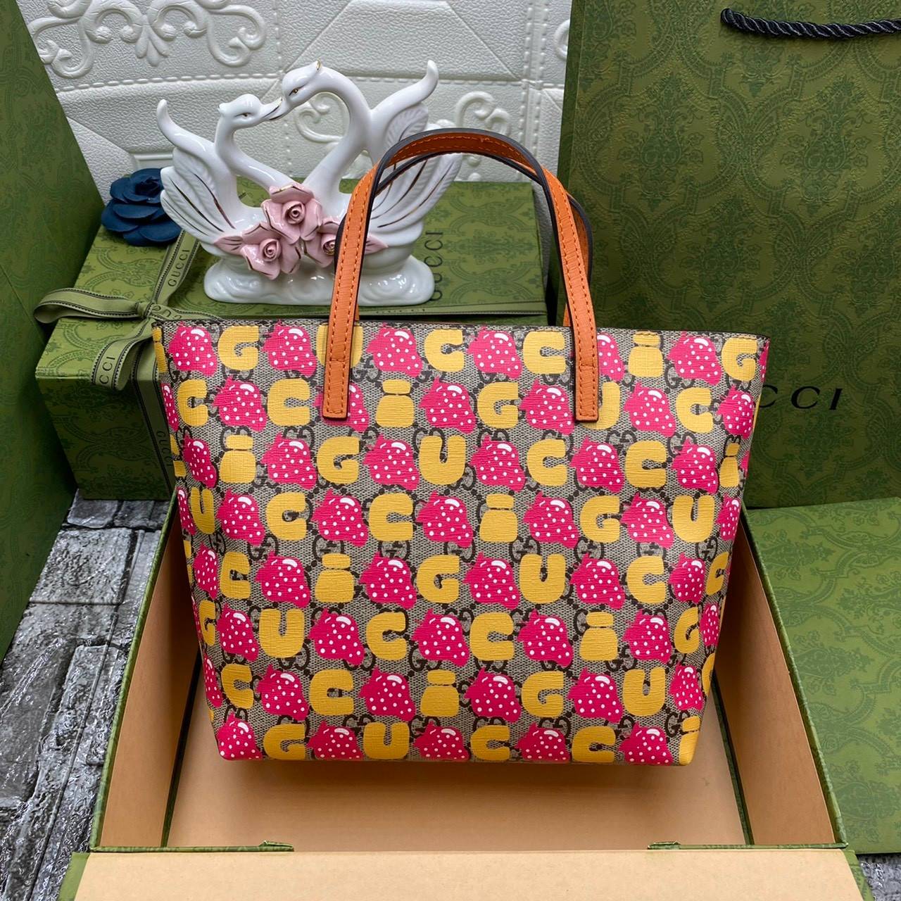 VIP 】Animal-Friendly Gucci Kid Tote Bag งานหนังแท้ทรงตั้งสวย ขนาดกะทัดรัด จุของได้เยอะ ใช้ได้ทั้งเด็กและผู้ใหญ่ น่ารักมากค่ะ **รุ่นขายดีตลอดกาล**