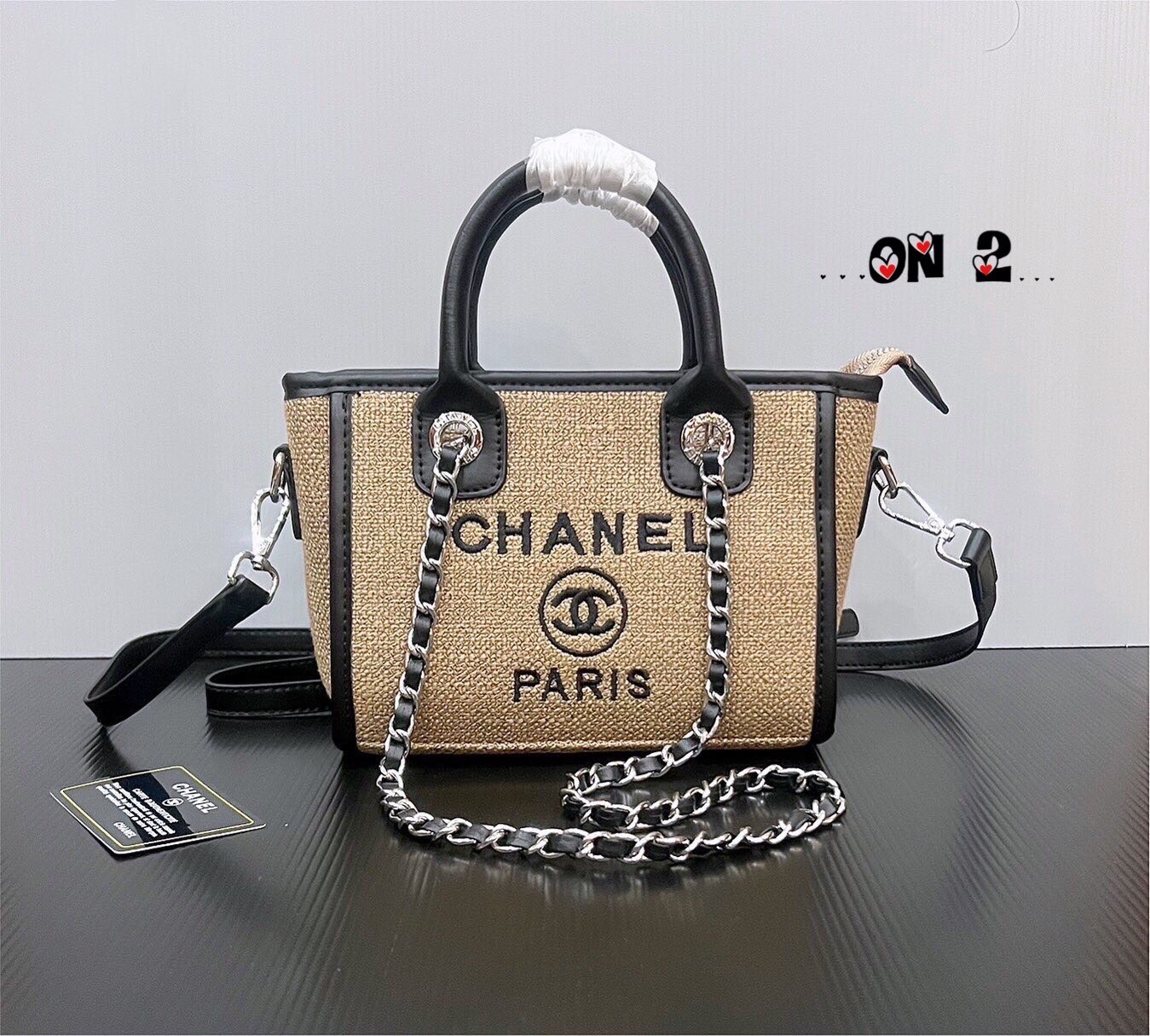 Chanel tote bag / Chanel Shopping Bag 8" กระเป๋าชาเนลทรงโท้ท หนังแคนวาสซับในสีดำปั้มแบรนด์ทุกจุด สายโซ่ดึงปรับความยาวได้ สวยทั้งภายนอกภายในคุ้มค่าราคาจับต้องได้