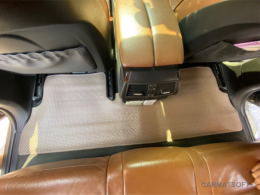 พรมปูพื้นรถยนต์ BMW X5 E70 ปี2005-13 พรมกระดุมเม็ดเล็กpvc เข้ารูป สวย ทนทาน 3ชิ้น