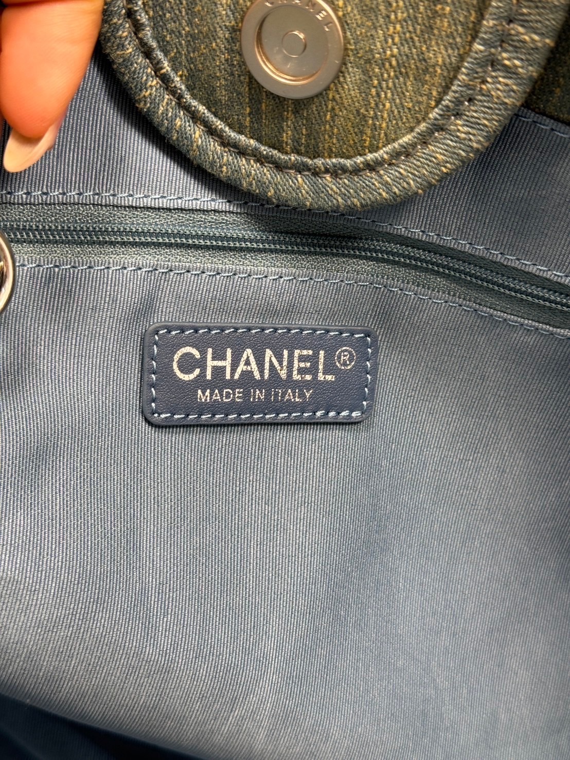 ORI หนังแท้ | Chanel Deauville Tote Bag กระเป๋าสะพายทรงโท้ทช้อปปิ้ง ใบใหญ่ ภายในโล่งกว้าง จุของได้เยอะ