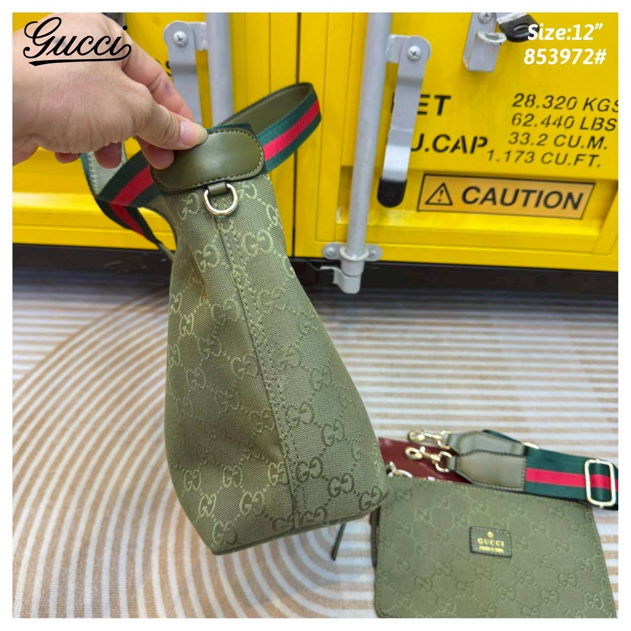 Gucci Giglio Medium tote bag กระเป๋าทรงสะพายทรงโท้ทใบใหญ่ สีใหม่เขียวรับทรัพย์ ดีไซน์ใหม่ล่าสุด สวยหรู่เท่มาก มาพร้อมใบเล็กเข้าเซ็ท