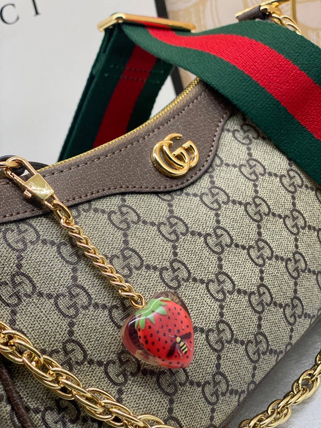 GUCCI Ophidia small handbag strawberry เกรดออริจินอล งานสวยตรงปก ภาพถ่ายจากงานขายจริง ใช้งานต่างประเทศได้