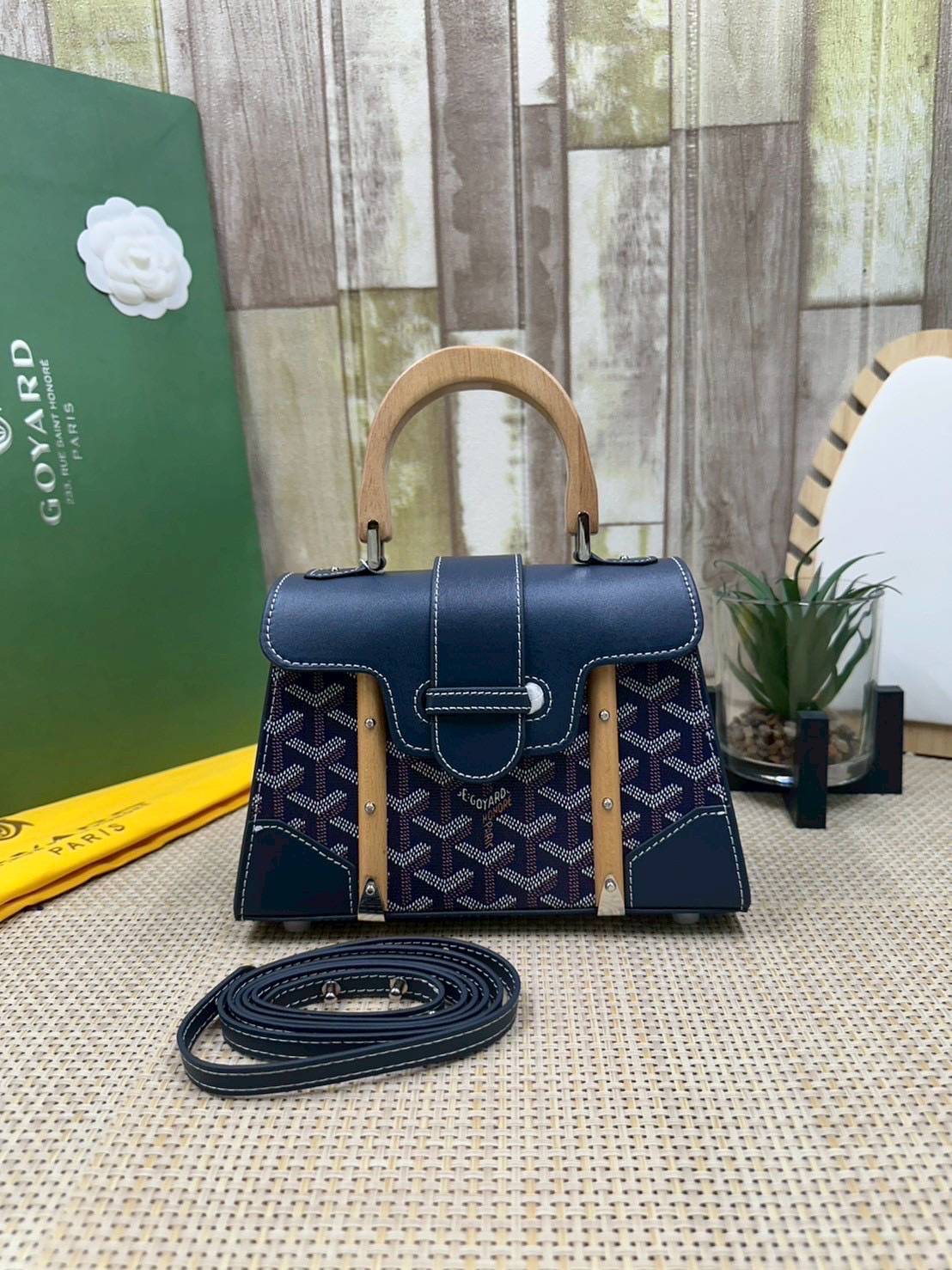 10 สี ORI หนังแท้ | GOYARD Saïgon Souple Mini Bag 20cm กระเป๋าถือ/สะพายดีไซน์หูจับไม้เป็นเอกลักษณ์ที่สวยหรูหราสง่างาม