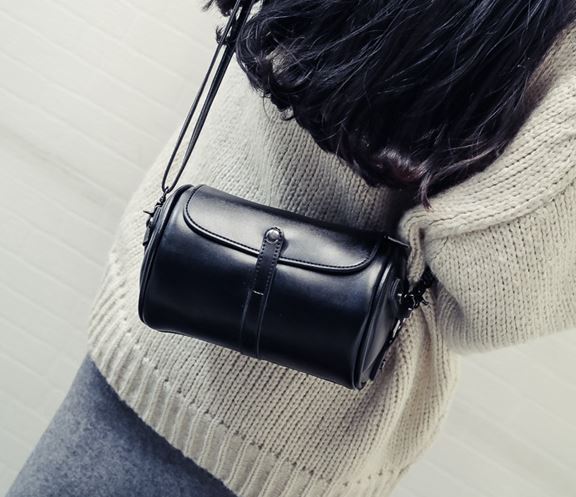 กระเป๋าสะพายข้าง ทรงกระบอก ขนาดกลาง กระเป๋าสะพาย แฟชั่น วัยรุ่น ทรงกระบอก หากแบบยาก ดีไซน์ สวยเท่ 151480