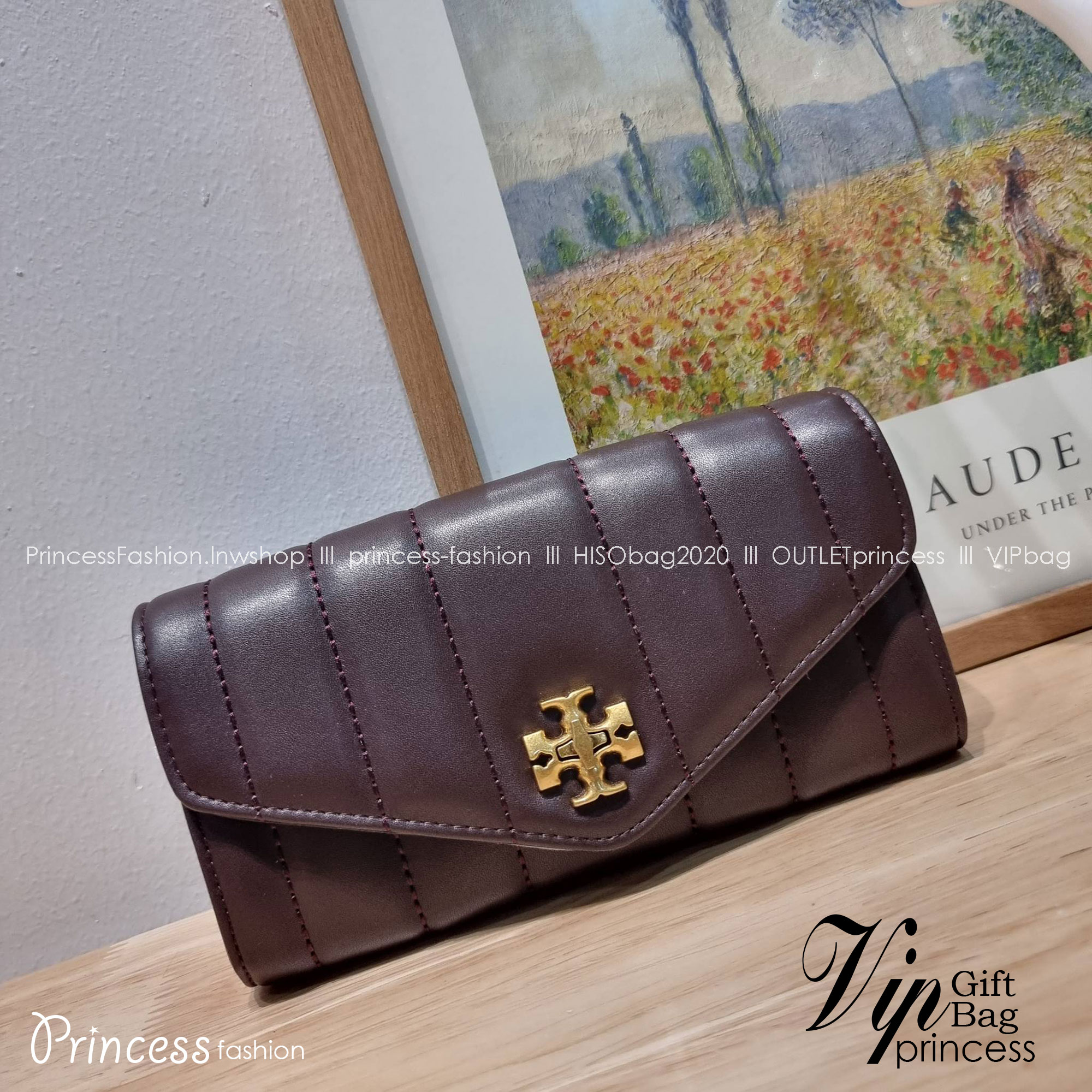 TORY BURCH KIRA CHEVRON POUCH KEY FOB / Tory wallet bag กระเป๋าสตางค์ใบยาวรุ่นใหม่ คอลเลคชั่น 2023 หรูหราทุกสี ดีไซน์คงความคลาสสิค ขนาดกำลังดี สัมผัสดีมาก
