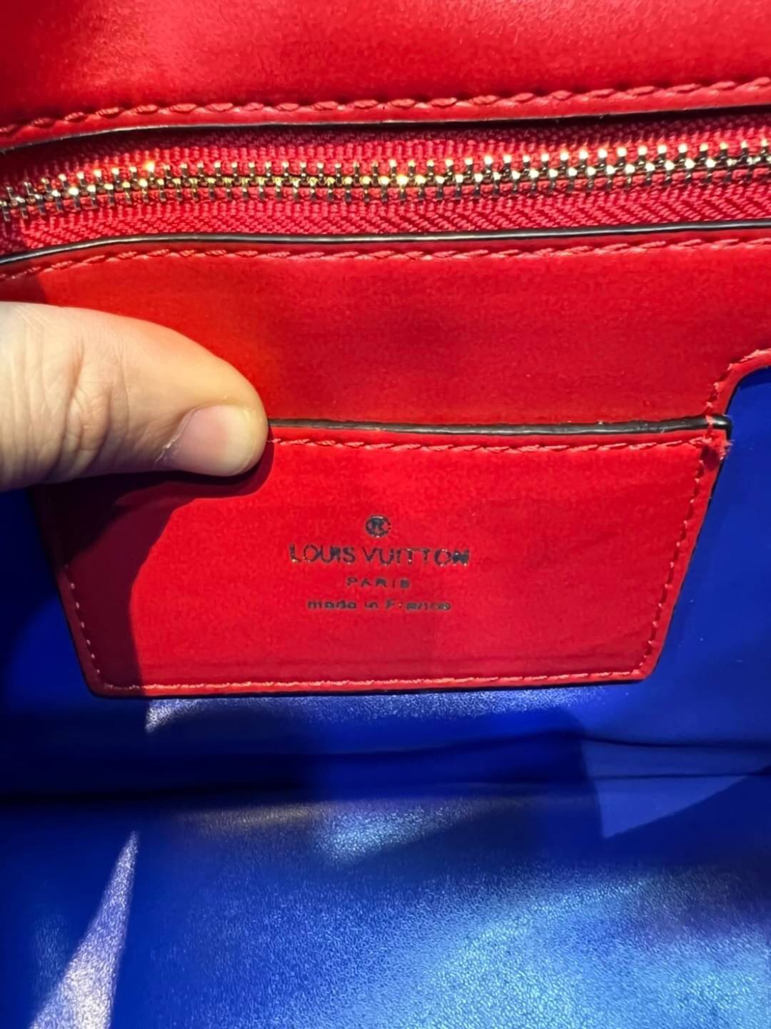 VIP 】หนังแท้ Louis Vuitton Crossbody & Shoulder Bag พร้อมส่งที่ไทย 3 สี Size 23cm