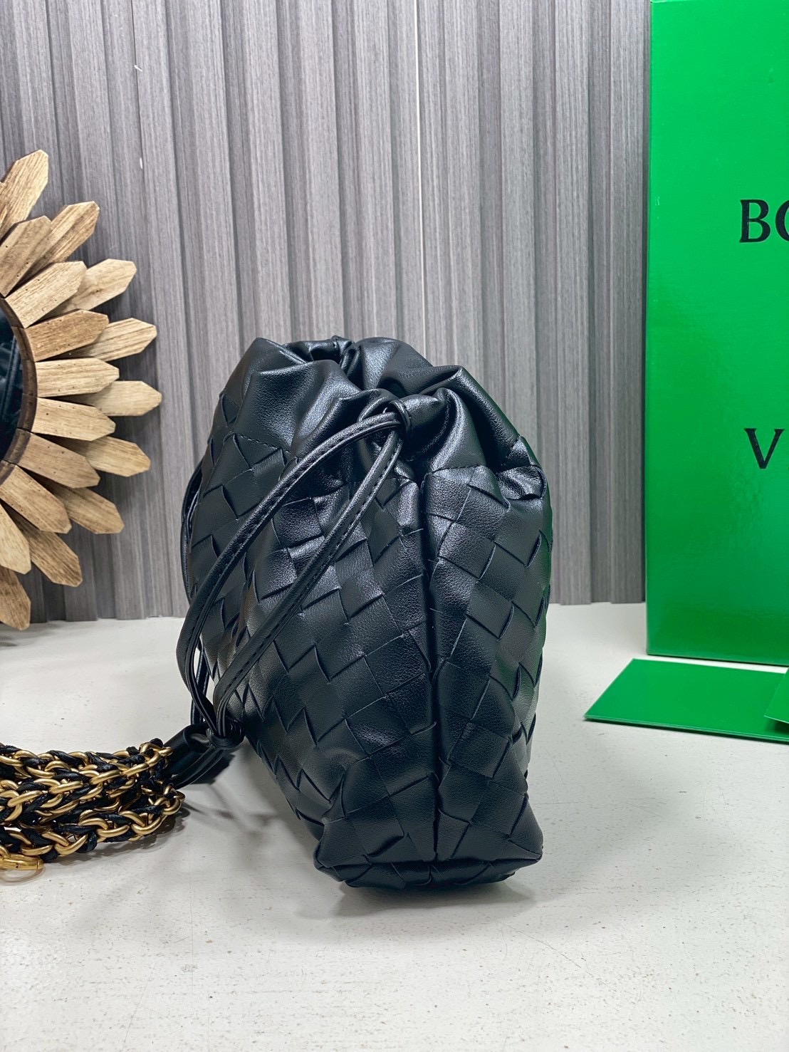 ORI หนังแท้ | Bottega Veneta Dustbag Notte Bag / Bottega Hobo Bag กระเป๋าสะพายดีไซน์สานเป็นเอกลักษณ์ เรียบง่ายไฮคลาส เชือกผูก พร้อมสายสะพายโซ่