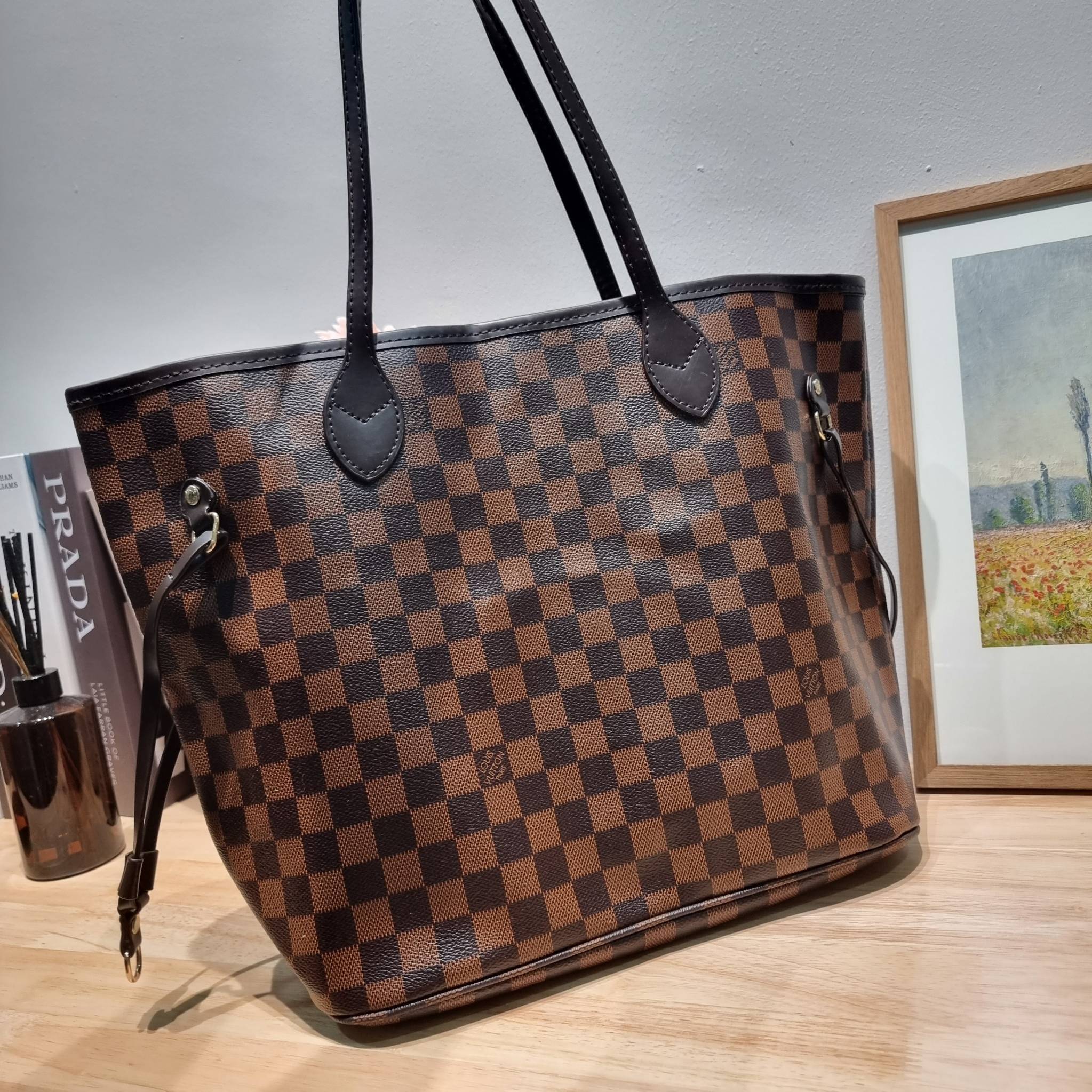 LV Neverfull Monogram / LV 2IN1 TOTE SET กระเป๋าสะพายไหล่ใบใหญ่ทรง tote มาพร้อมใบลูก คลาสสิคที่สุด เป็นอีกรุ่นที่มีคนใช้กันทั่วบ้านทั่วเมือง ฮิตแบบไม่ต้องพูดเยอะ