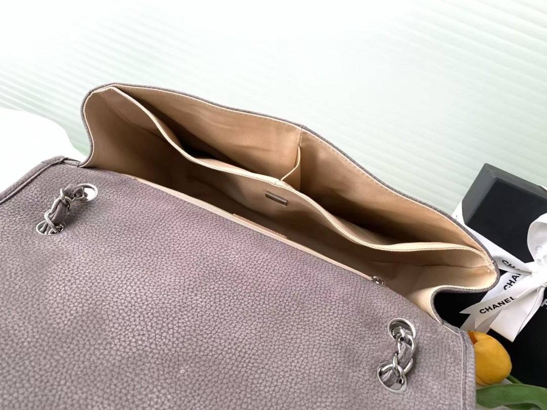 สลับแท้ New Chanel Classic flap bag (Ori)เทพ กระเป๋าสะพายหนังแท้ รุ่นวินเทจ เกรดดีสุด ผ่านทุก ตม 🤍 เกรดสั่งตัด ท็อปวีไอพี สลับแท้ 1:1 ภาพถ่ายจากงานขายจริง ใช้งานต่างประเทศได้