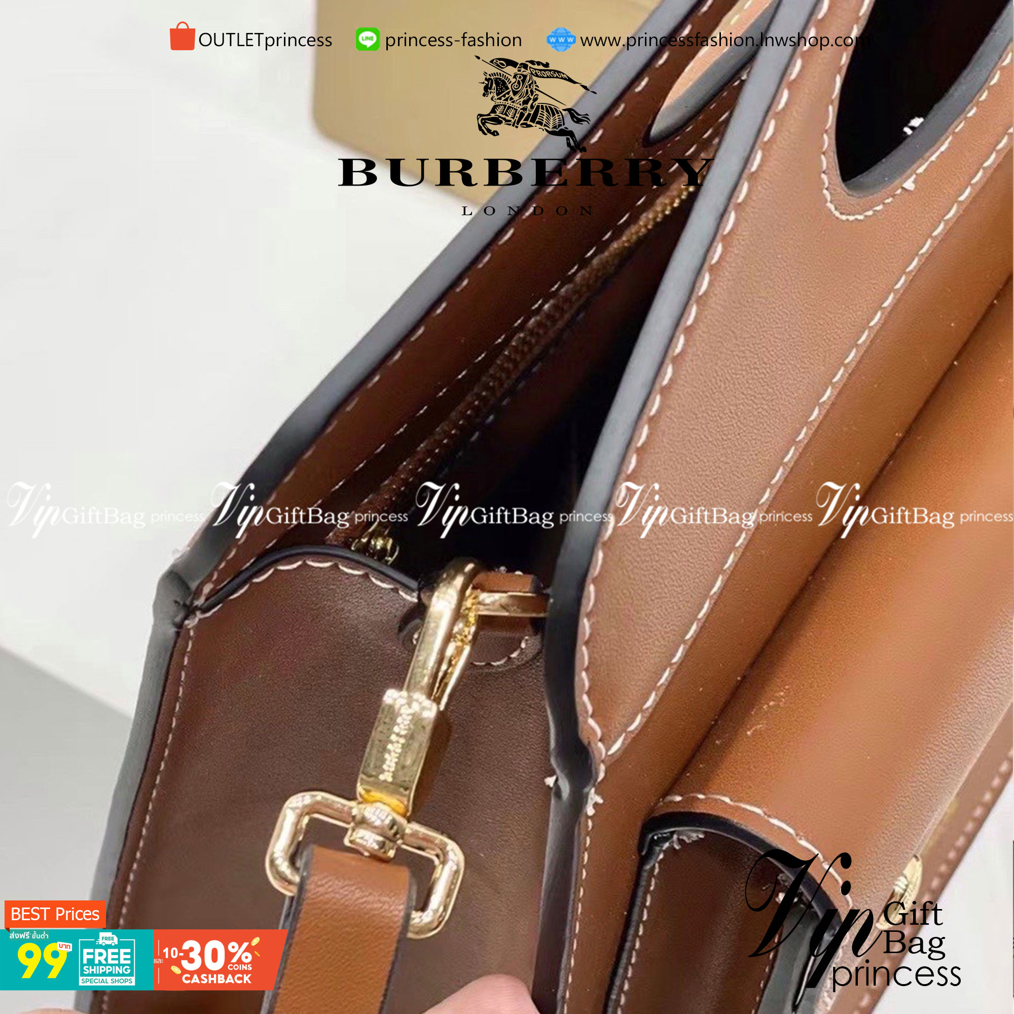 VIP 】BURBERRY FRAGRANCES CROSSBODY BAG VIP GIFT WITH PURCHASE (GWP) พรีเมี่ยมกิ๊ฟ Limited Edition ใหม่ล่าสุดจาก BURBERRY PERFUME วัสดุหนังแท้ Calf Skin ทรงเหลี่ยม ดีไซน์สวยหรูอยู่ทรง ด้านหน้ามีช่องใส่ของ ภายในโล่งกว้าง มีช่องซิปแบรนด์ สามารถใส่กระเป๋าสตาง