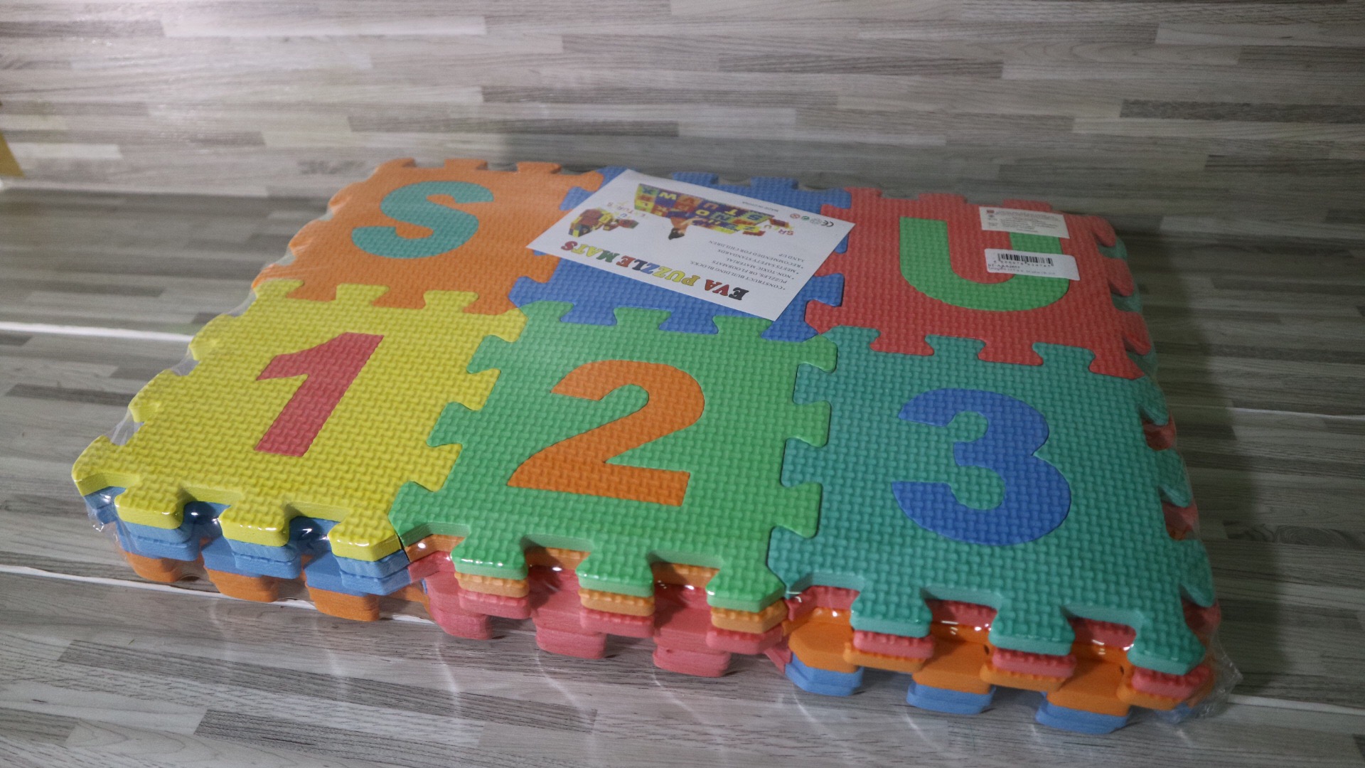 แผ่นโฟมรองคลานสำหรับเด็ก