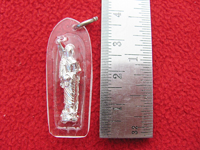 สินค้าหมดค่ะ พระสิวลีปางธุดงค์องค์สีเงินเลี่ยมกรอบใส(เหมาะสำหรับผู้ค้าขาย)ค่ะ