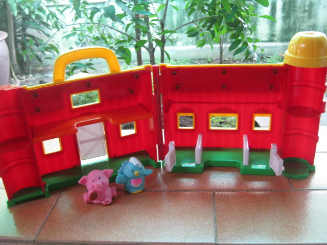 Blue-Box Toys Play 'n Go Farm ของเล่นมือสอง สภาพดีค่ะ